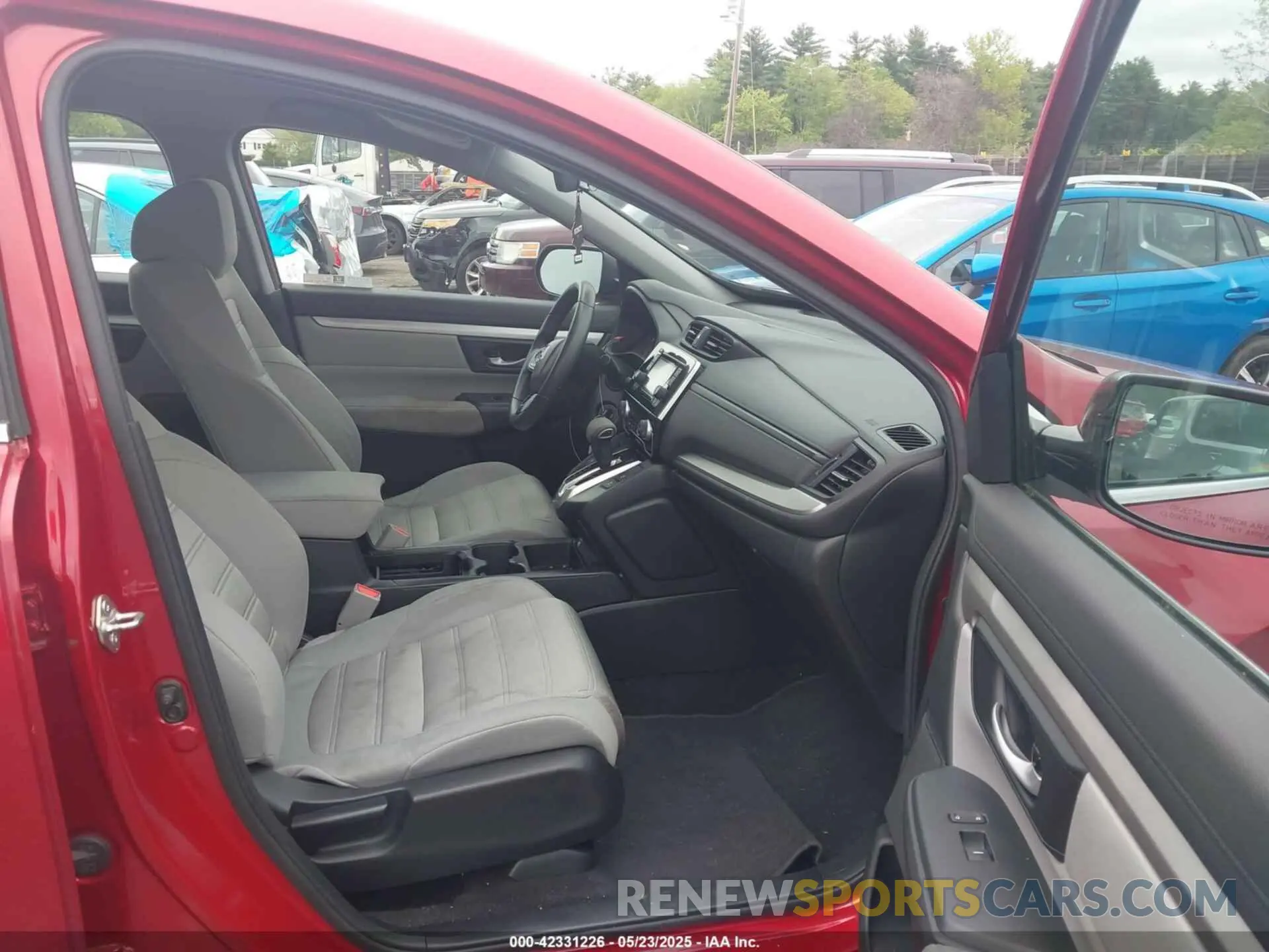 5 fotografías del automóvil dañado 2HKRW2H2XLH649951 HONDA CR-V 2020