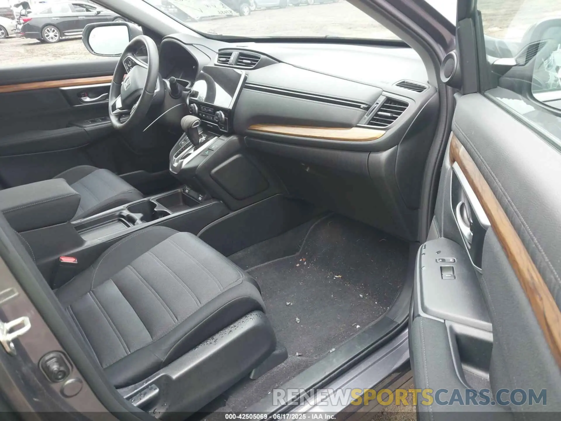 5 fotografías del automóvil dañado 2HKRW2H57LH635998 HONDA CR-V 2020