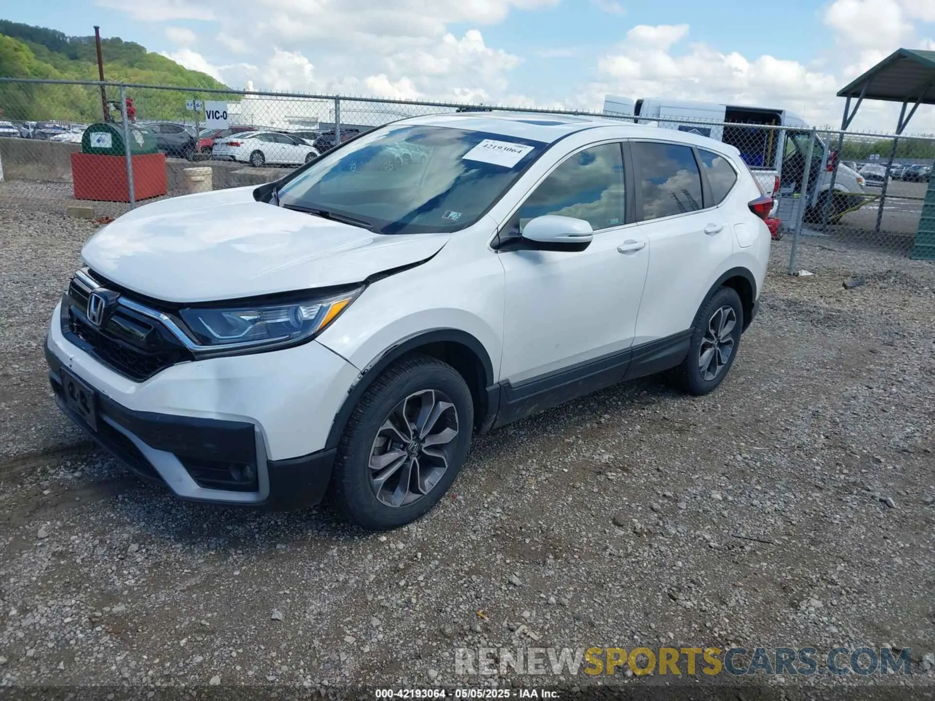 2 fotografías del automóvil dañado 2HKRW2H57LH645401 HONDA CR-V 2020