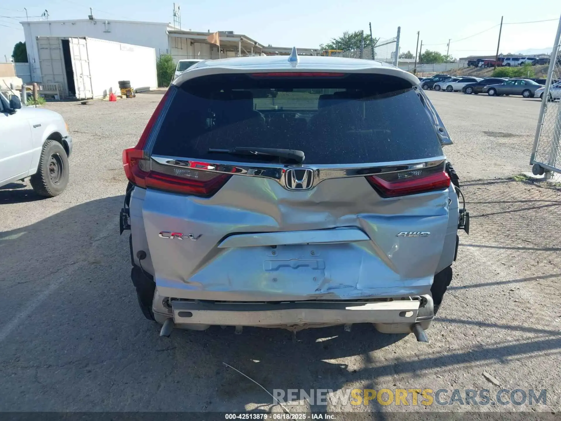 17 fotografías del automóvil dañado 2HKRW2H58LH664944 HONDA CR-V 2020