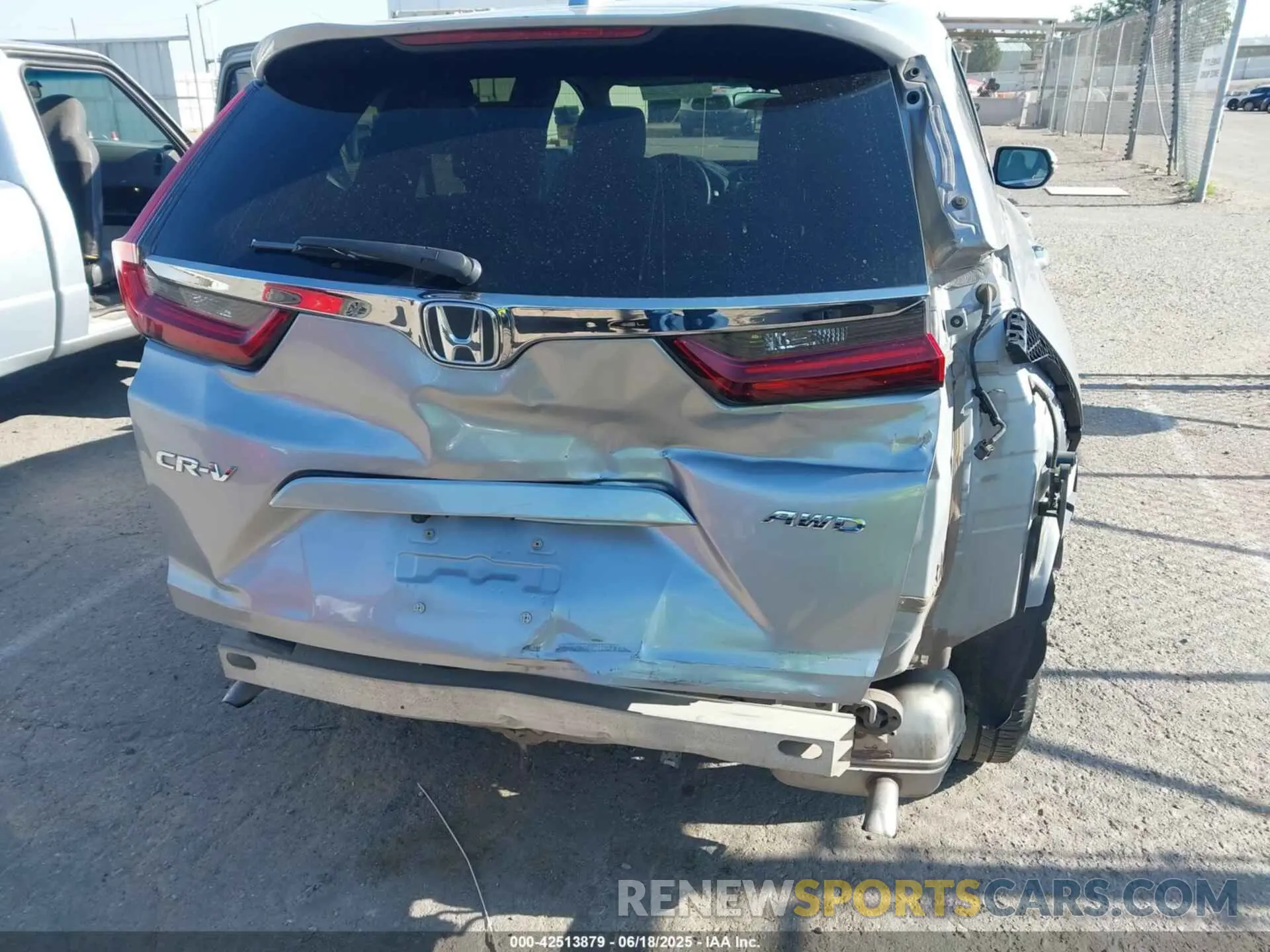 6 fotografías del automóvil dañado 2HKRW2H58LH664944 HONDA CR-V 2020