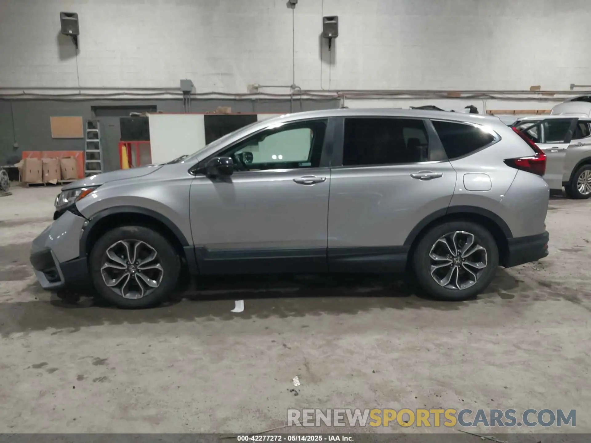14 fotografías del automóvil dañado 2HKRW2H59LH682207 HONDA CR-V 2020