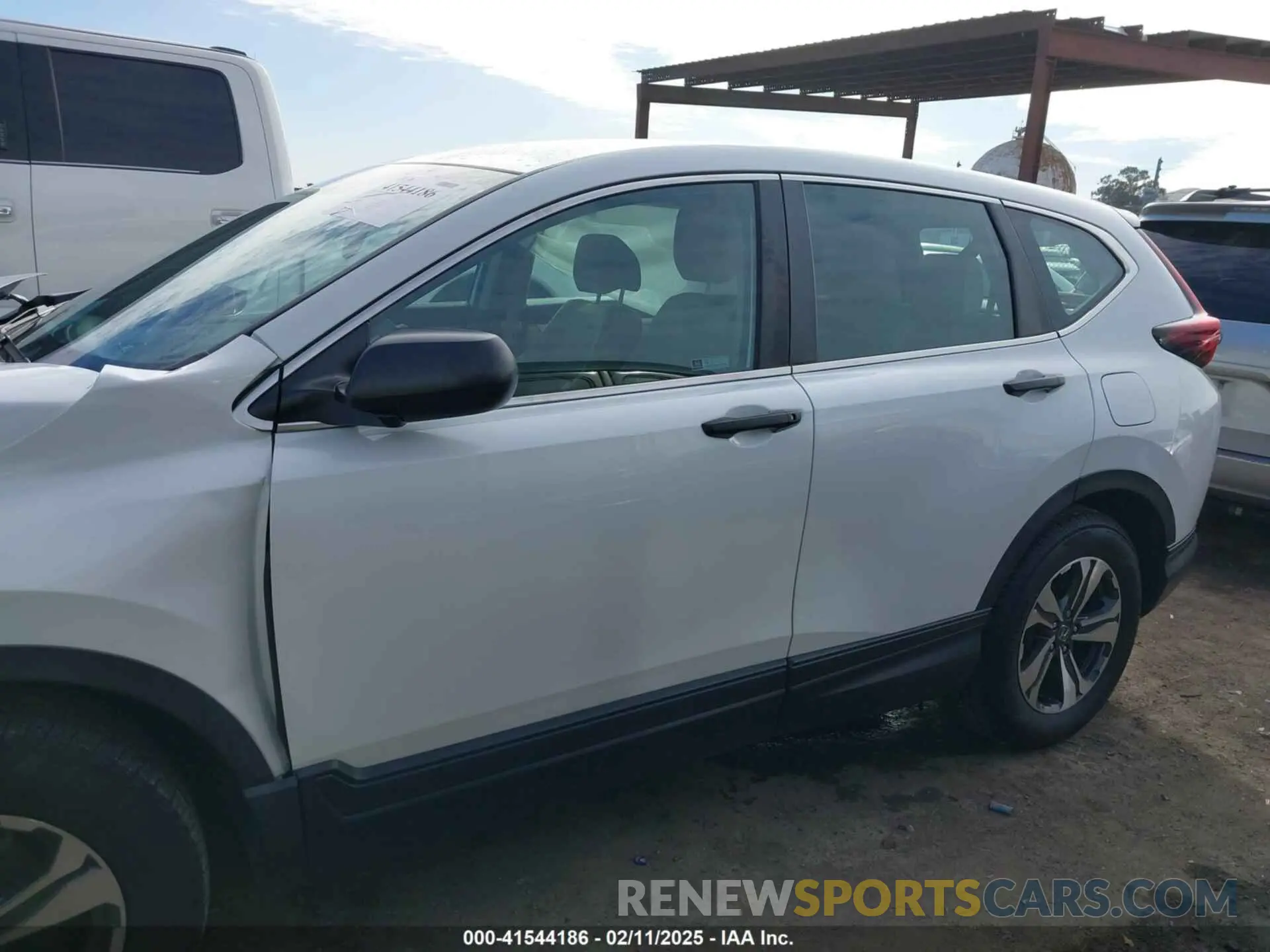 15 fotografías del automóvil dañado 5J6RW1H22LA003573 HONDA CR-V 2020