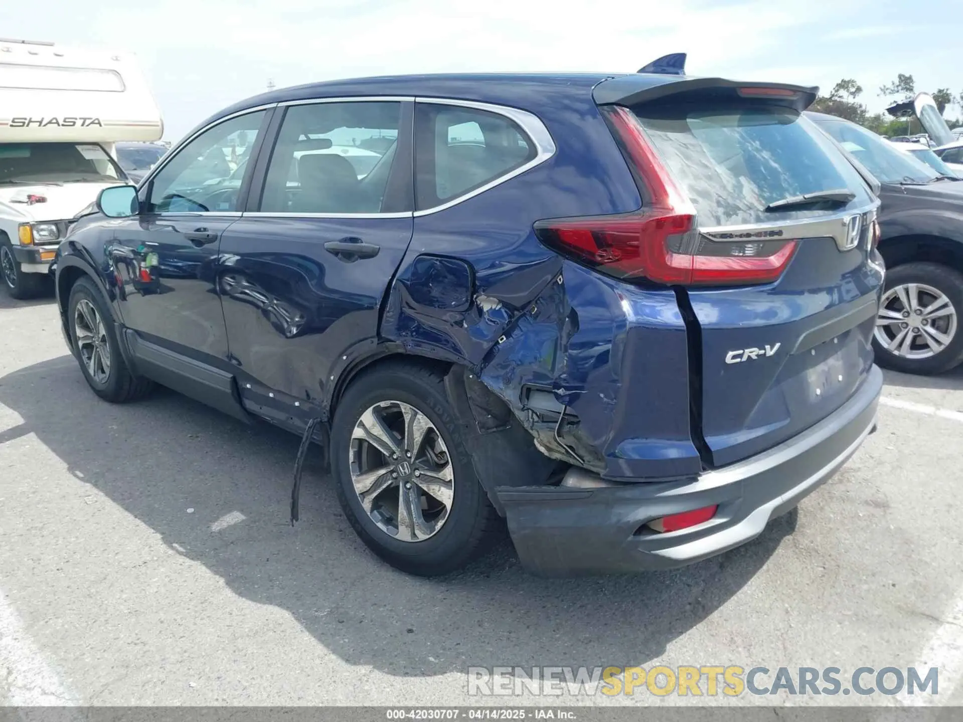 3 fotografías del automóvil dañado 5J6RW1H28LA001746 HONDA CR-V 2020