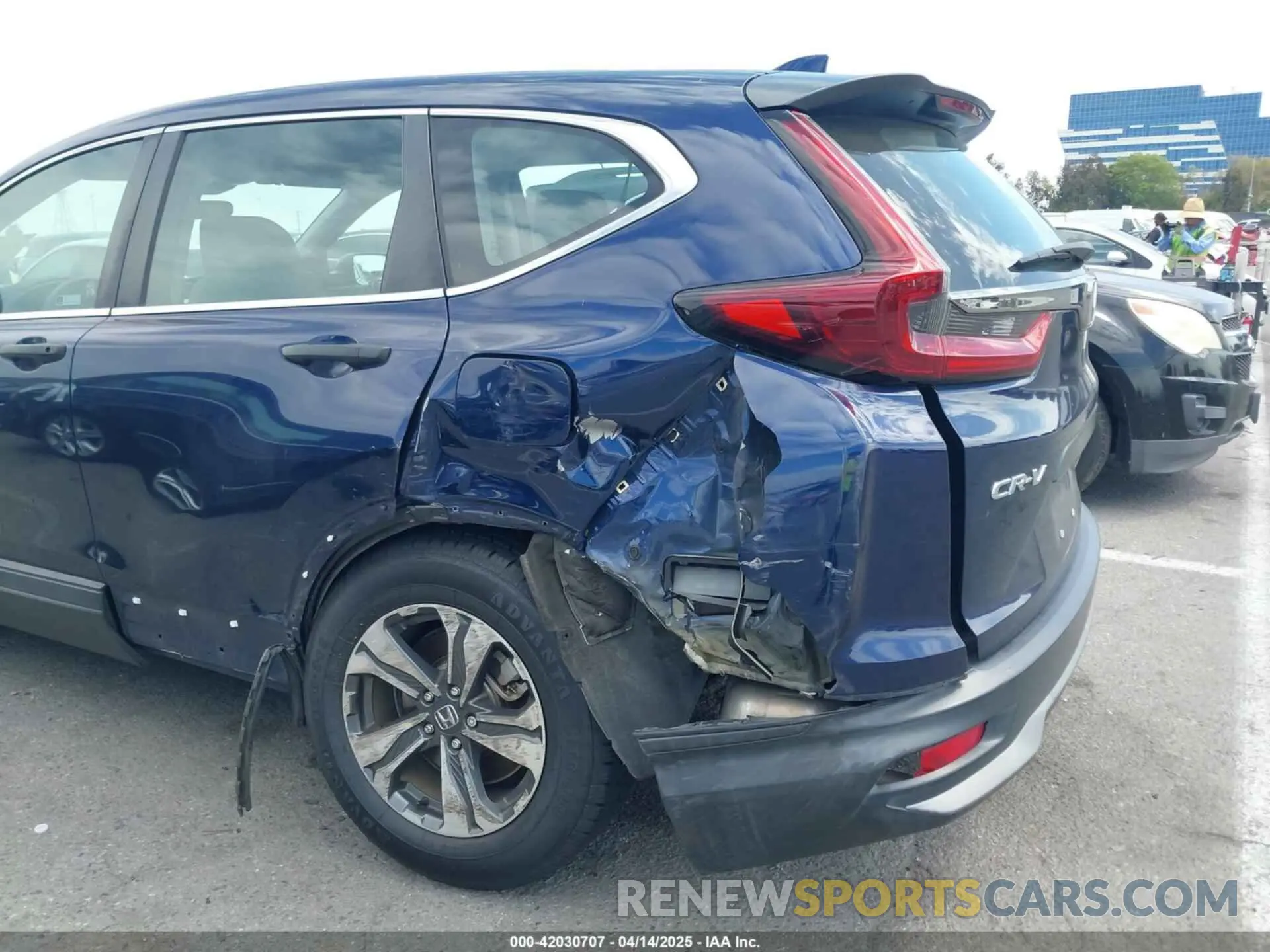 6 fotografías del automóvil dañado 5J6RW1H28LA001746 HONDA CR-V 2020