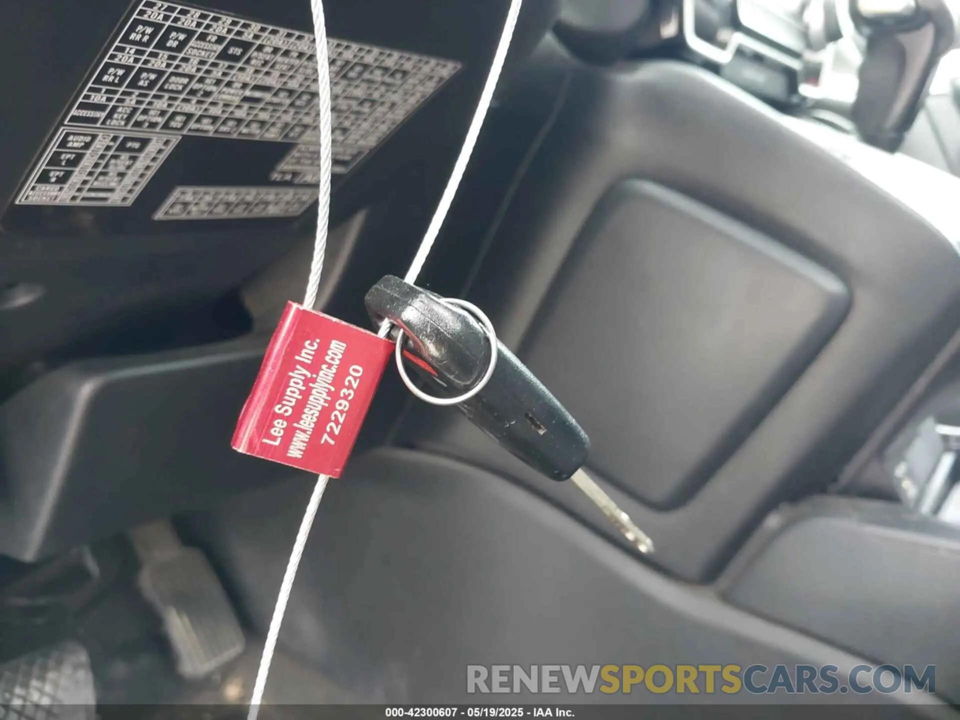 11 fotografías del automóvil dañado 5J6RW1H28LL007227 HONDA CR-V 2020