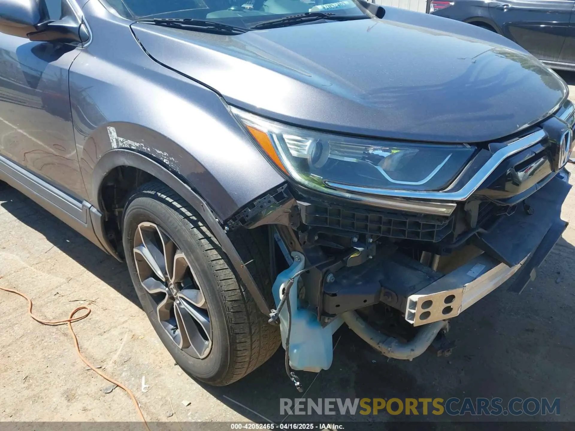 17 fotografías del automóvil dañado 5J6RW1H51LL013820 HONDA CR-V 2020