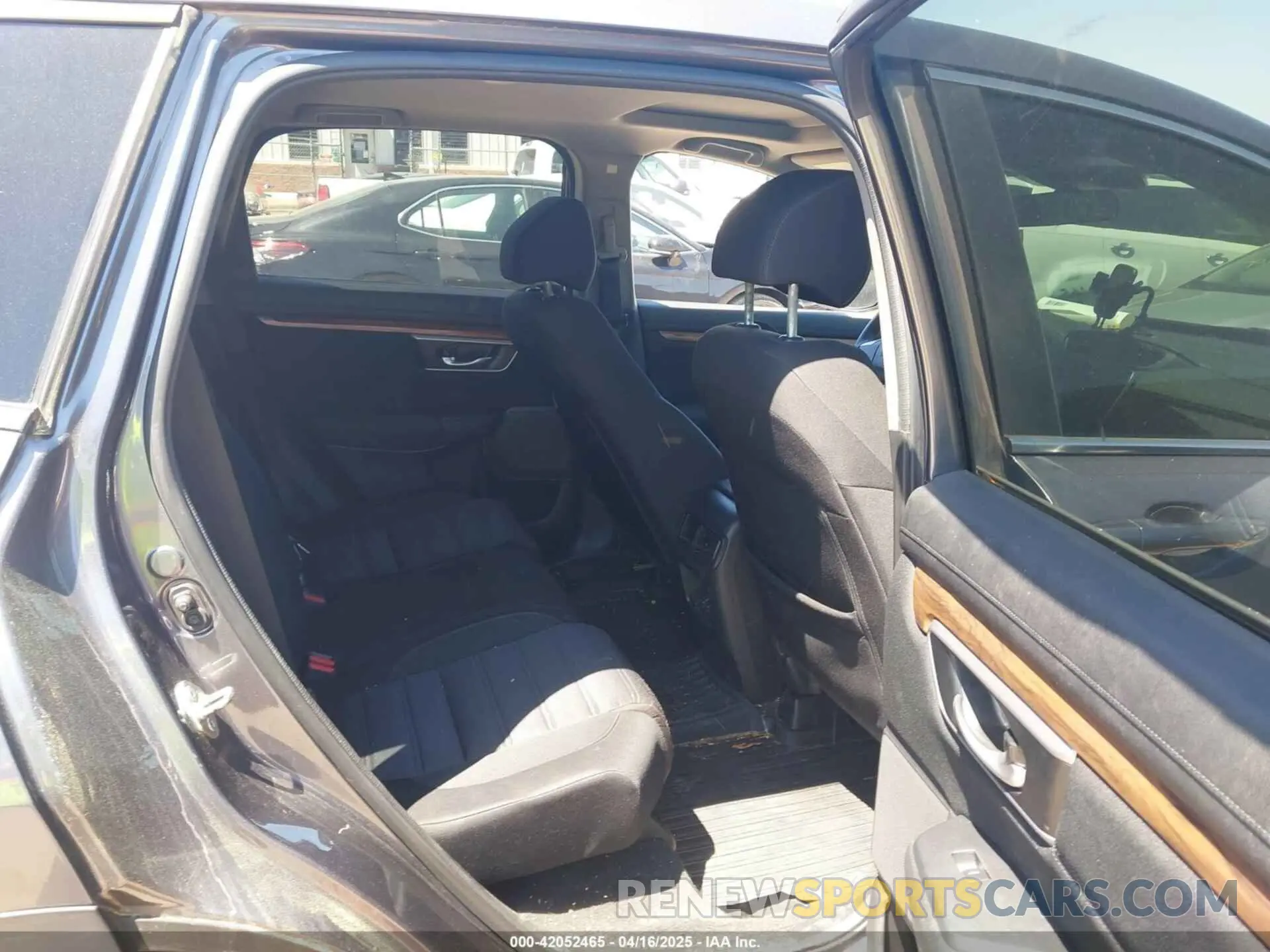 8 fotografías del automóvil dañado 5J6RW1H51LL013820 HONDA CR-V 2020