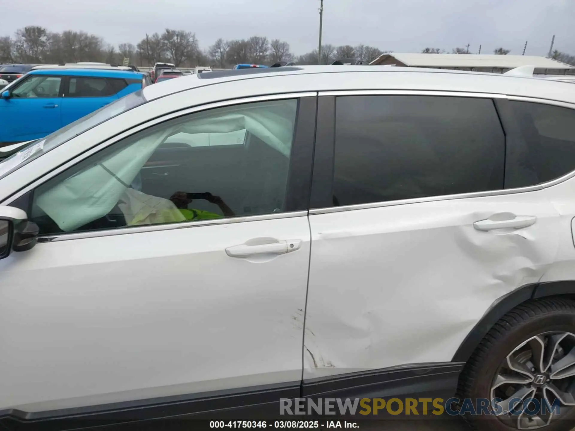 15 fotografías del automóvil dañado 5J6RW1H52LL013387 HONDA CR-V 2020