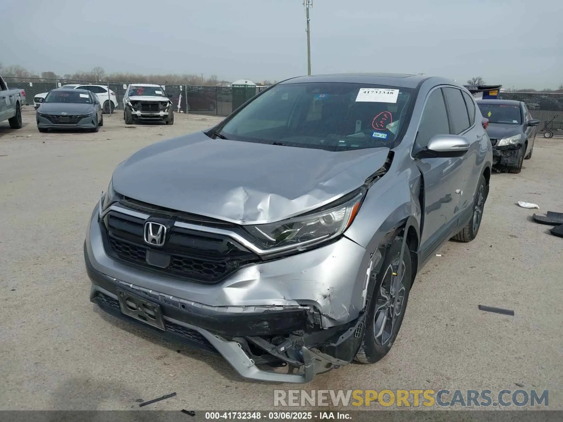 2 fotografías del automóvil dañado 5J6RW1H55LL012136 HONDA CR-V 2020