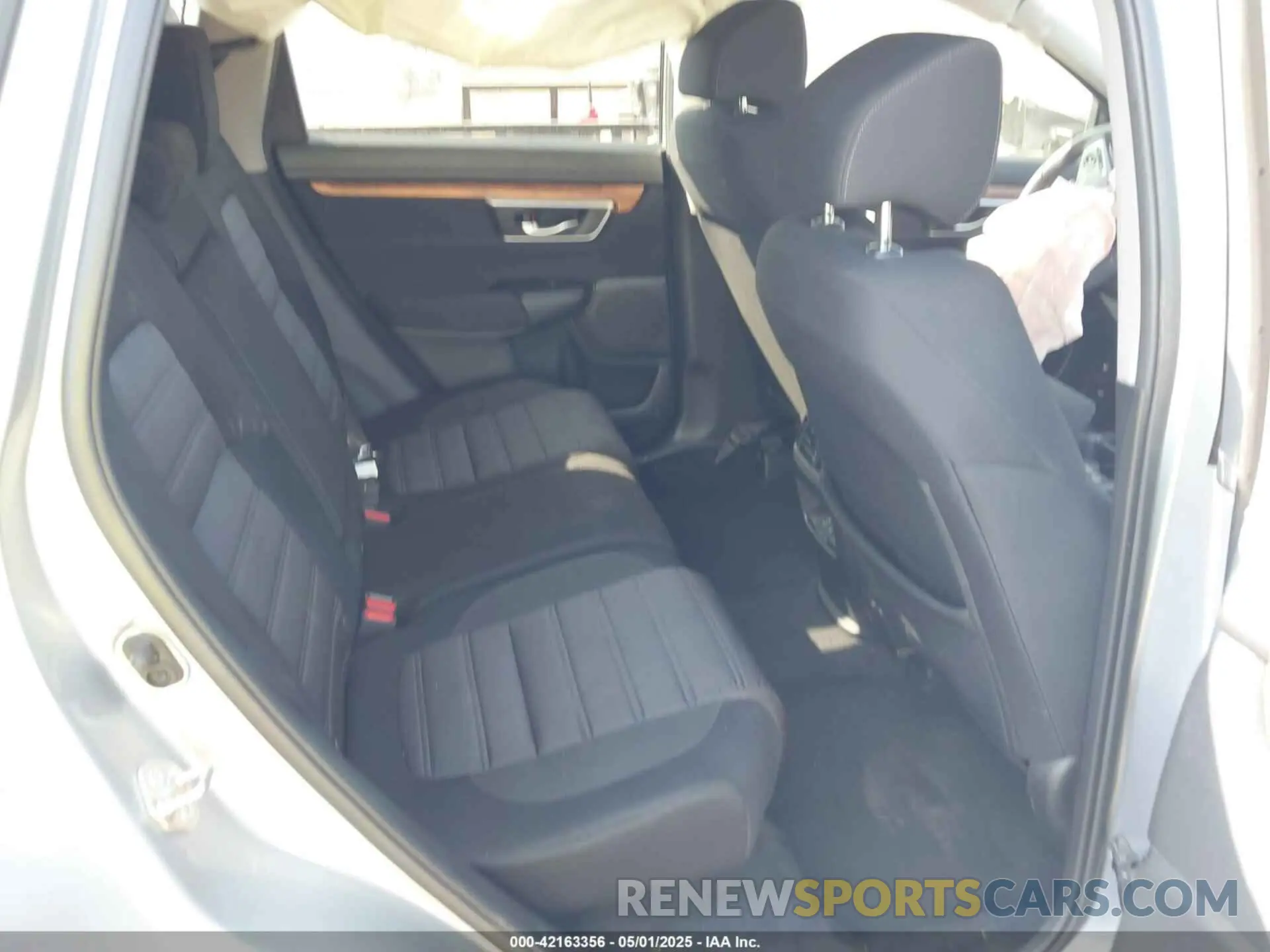 8 fotografías del automóvil dañado 5J6RW1H56LA019107 HONDA CR-V 2020