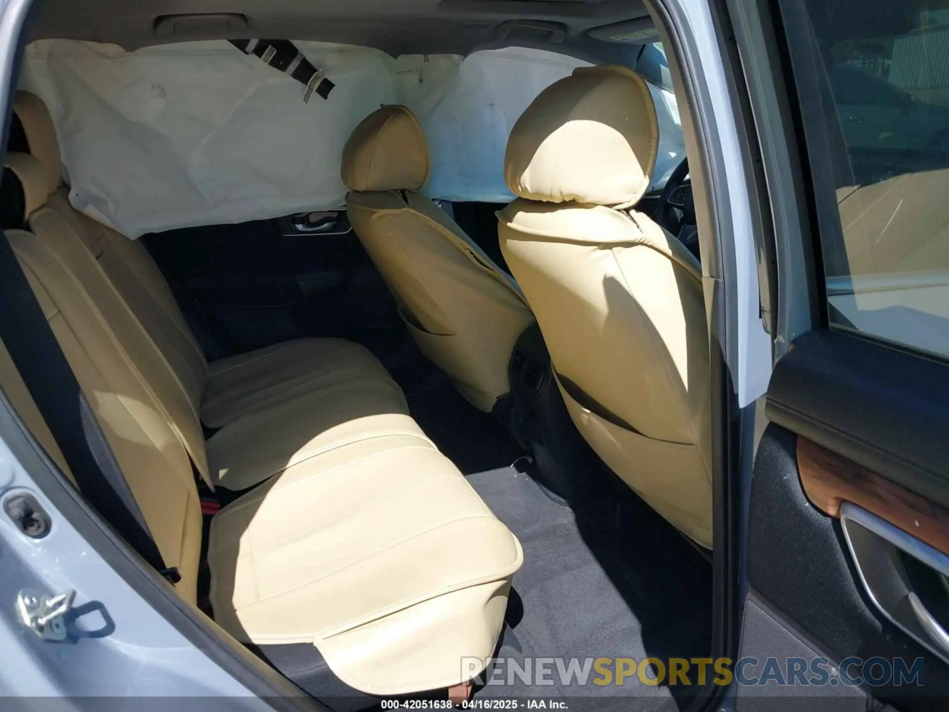 8 fotografías del automóvil dañado 5J6RW1H58LA003636 HONDA CR-V 2020