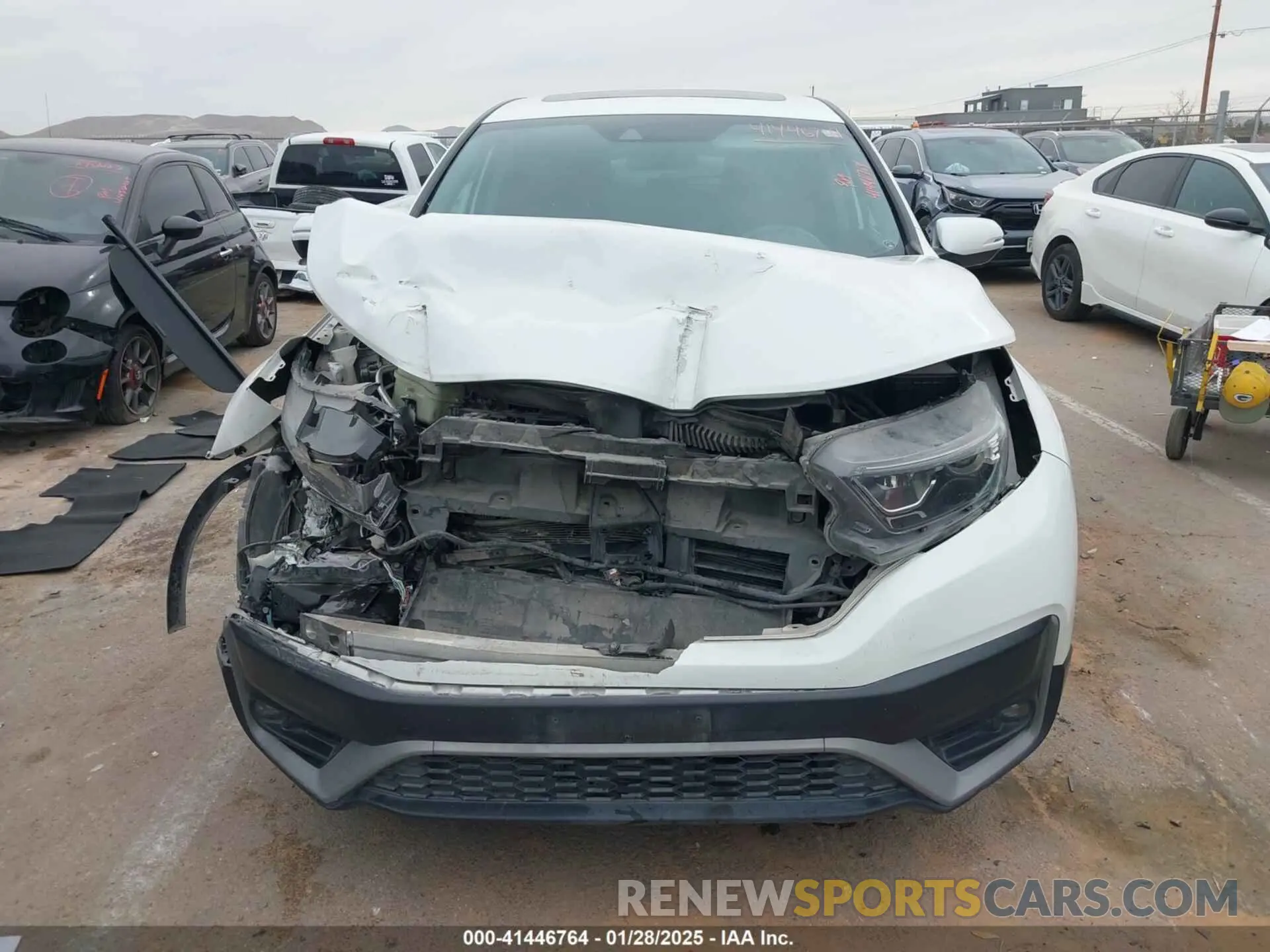 12 fotografías del automóvil dañado 5J6RW1H5XLA014301 HONDA CR-V 2020