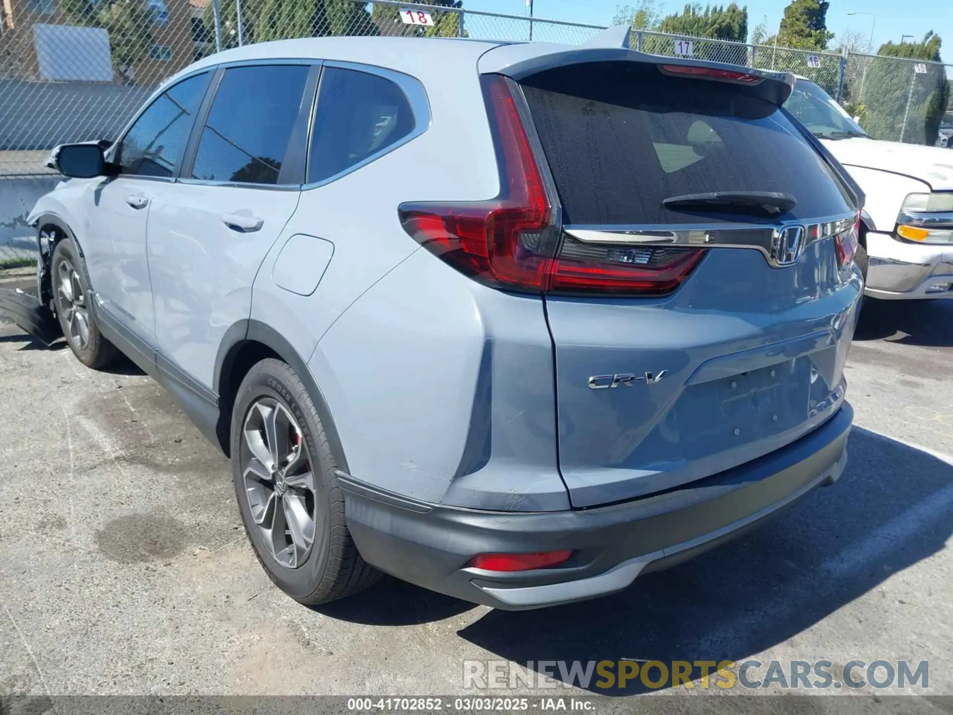 3 fotografías del automóvil dañado 5J6RW1H84LA005474 HONDA CR-V 2020