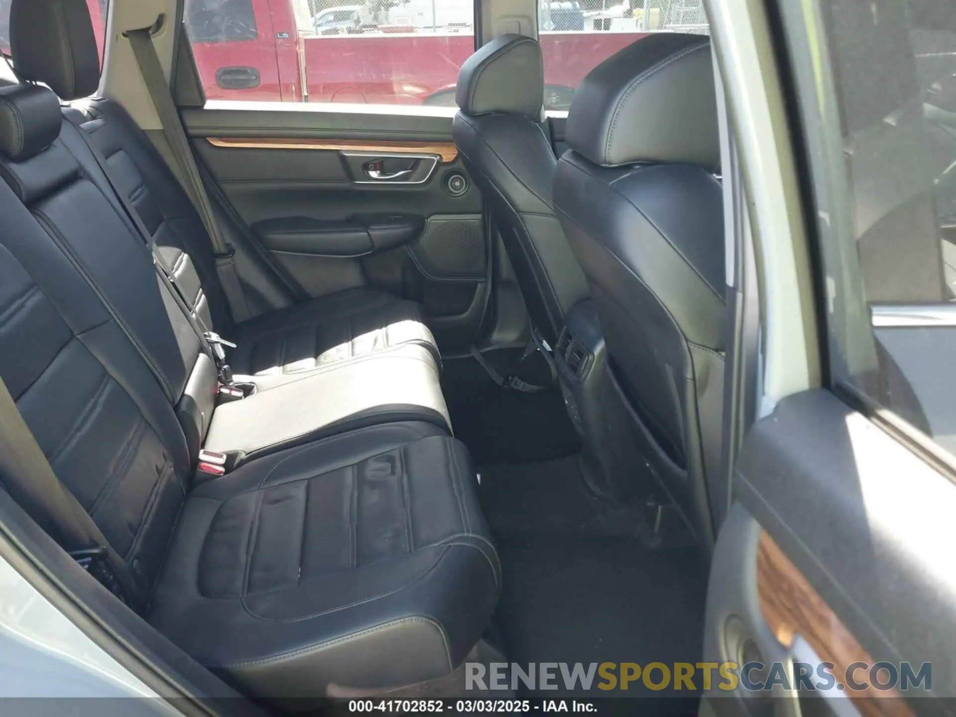 8 fotografías del automóvil dañado 5J6RW1H84LA005474 HONDA CR-V 2020