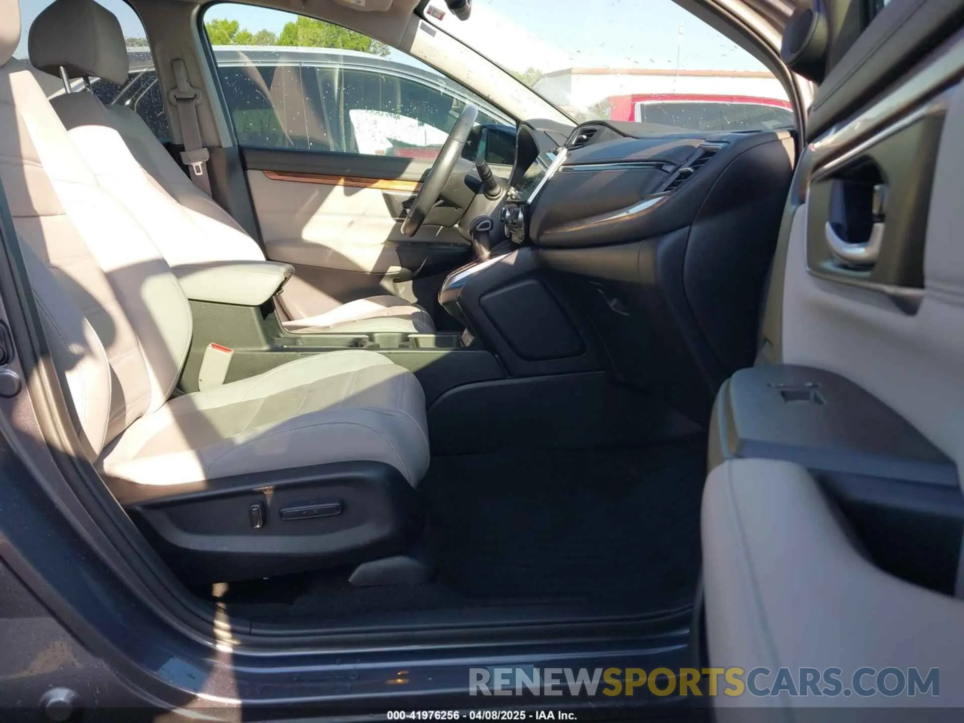 5 fotografías del automóvil dañado 5J6RW1H88LL014893 HONDA CR-V 2020