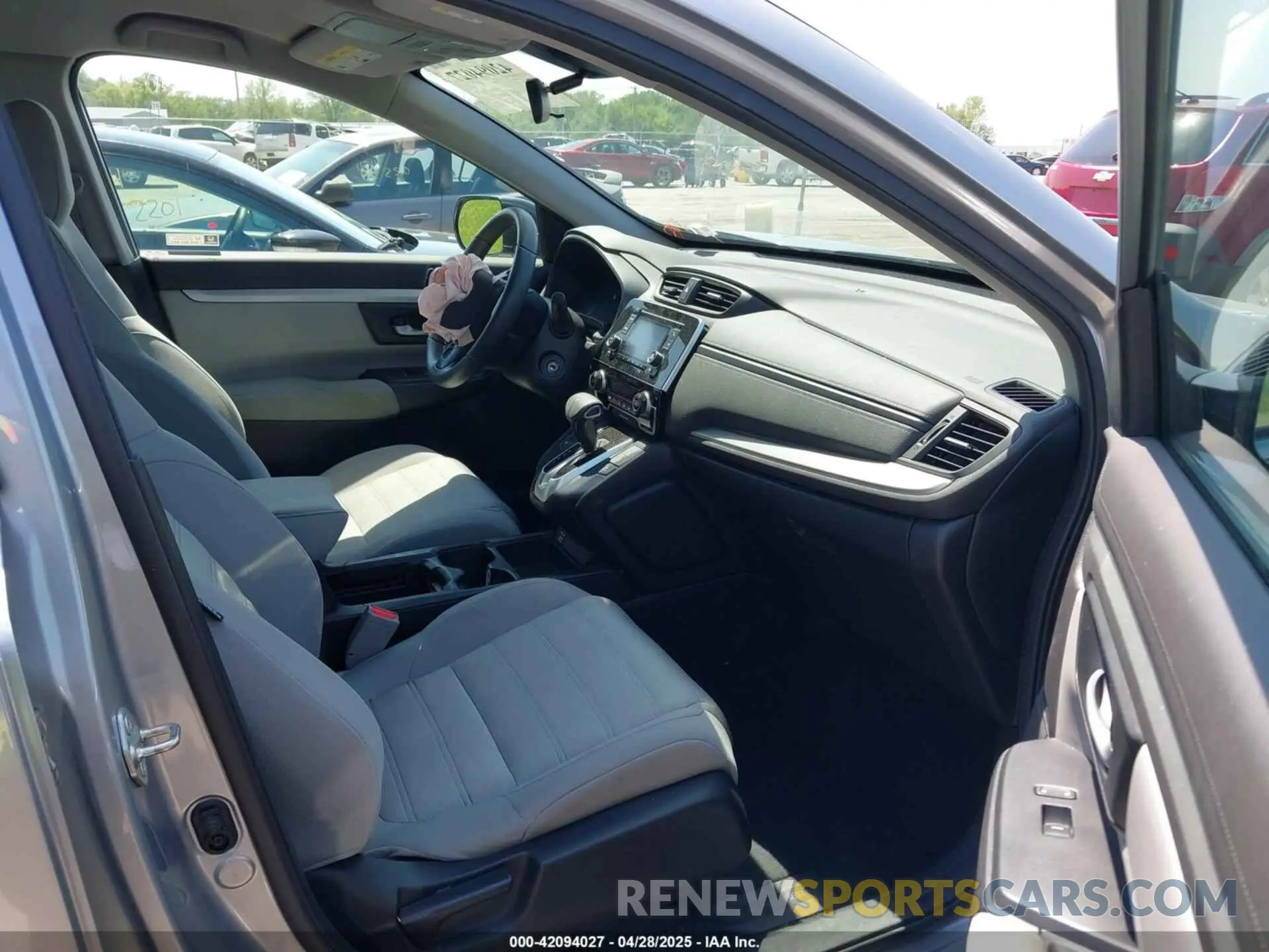 5 fotografías del automóvil dañado 5J6RW2H24LA014970 HONDA CR-V 2020
