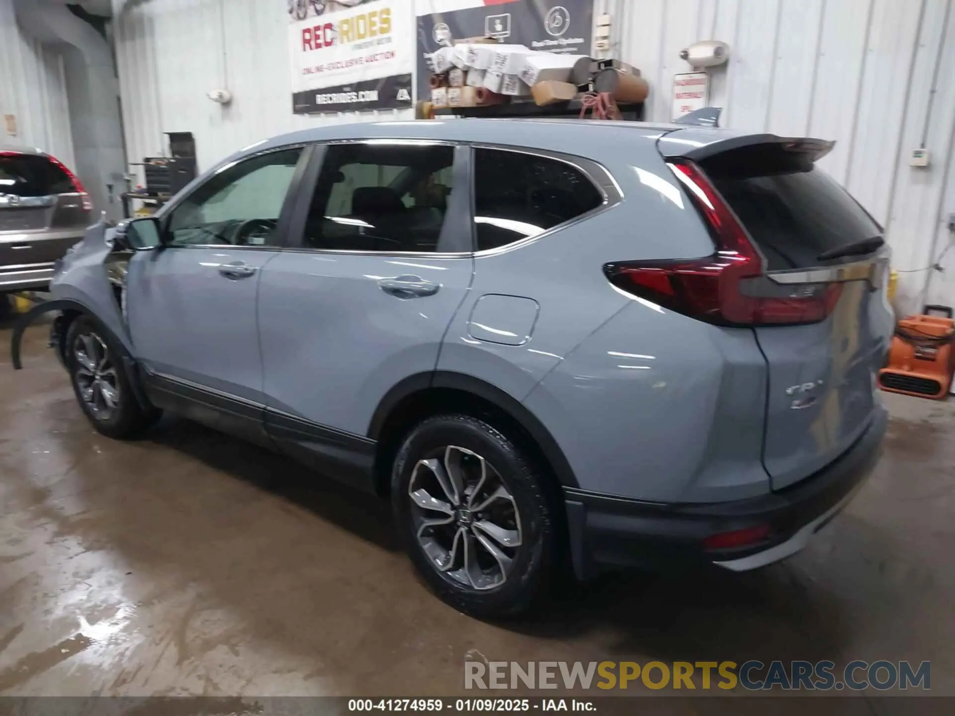 3 fotografías del automóvil dañado 5J6RW2H50LA015477 HONDA CR-V 2020