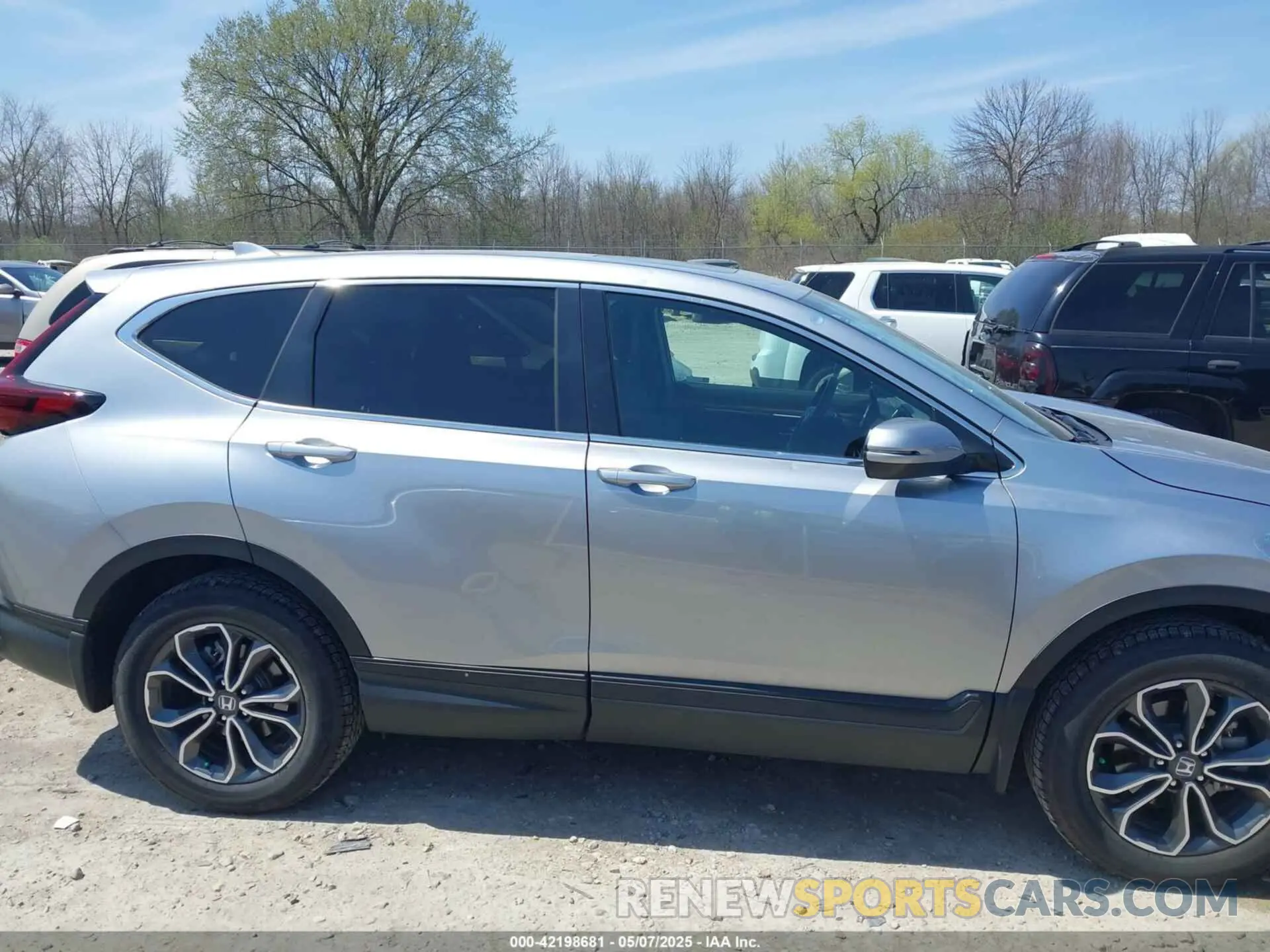 13 fotografías del automóvil dañado 5J6RW2H83LL041537 HONDA CR-V 2020