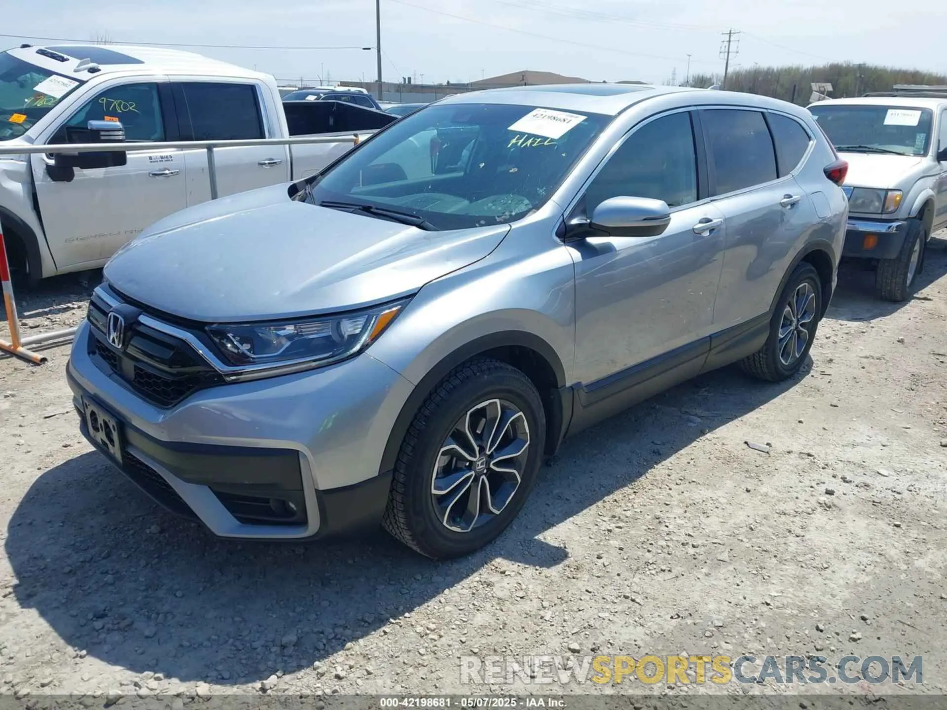 2 fotografías del automóvil dañado 5J6RW2H83LL041537 HONDA CR-V 2020
