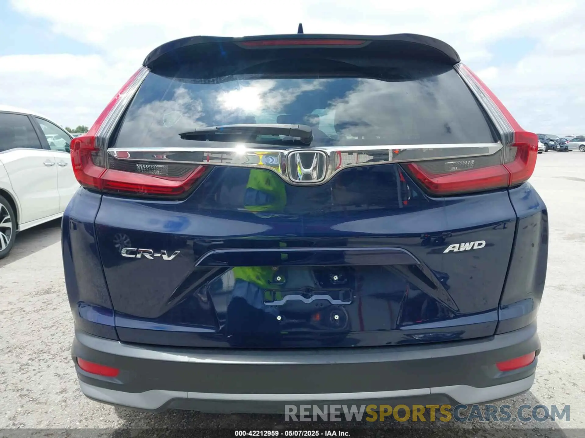 17 fotografías del automóvil dañado 5J6RW2H89LL021955 HONDA CR-V 2020