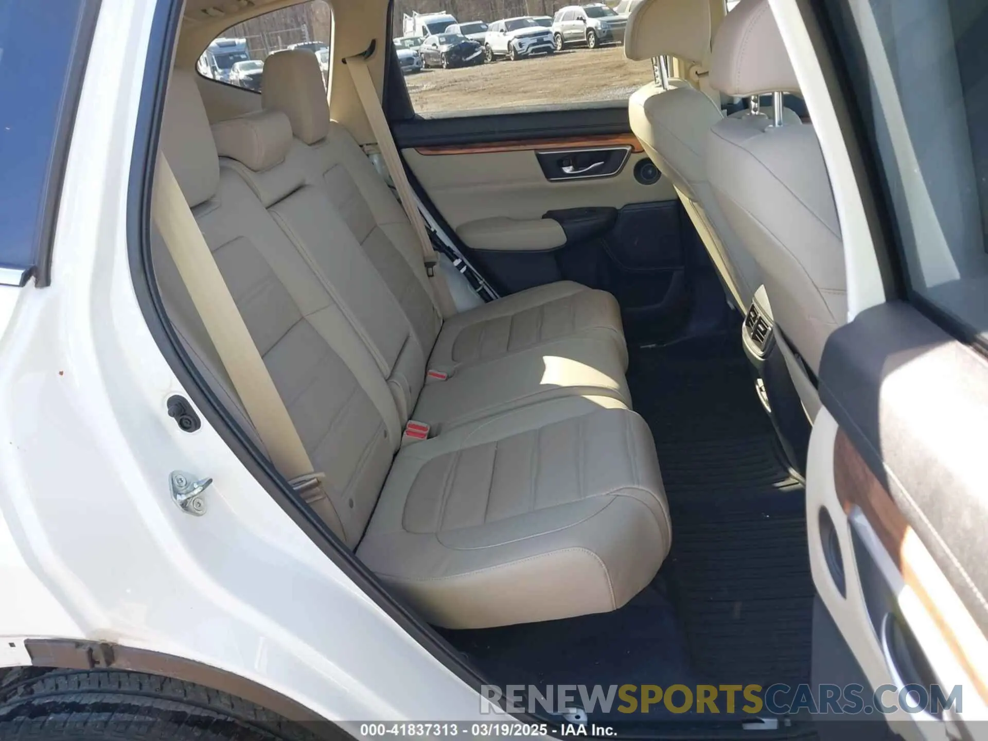 8 fotografías del automóvil dañado 5J6RW2H8XLA019966 HONDA CR-V 2020
