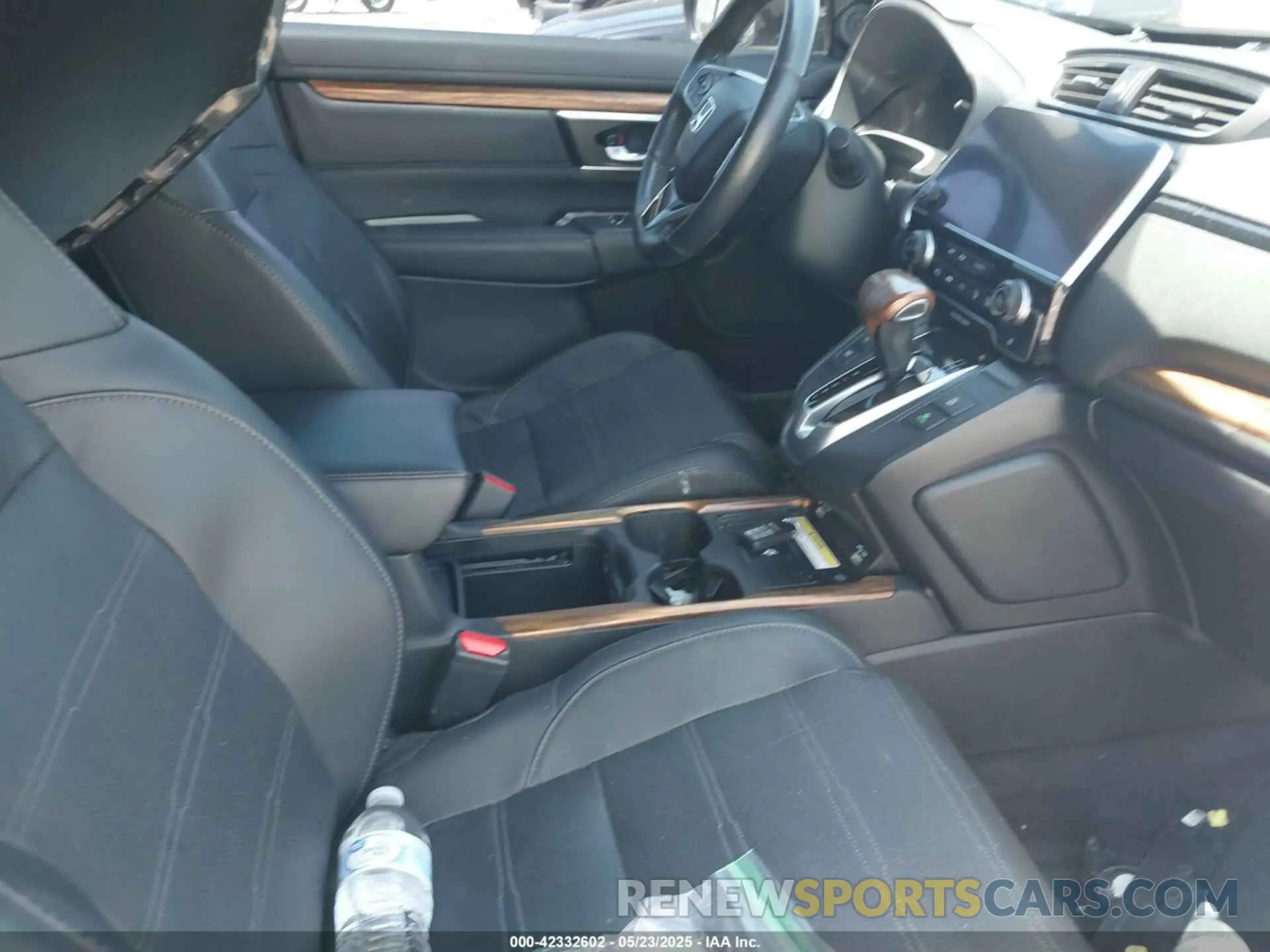5 fotografías del automóvil dañado 5J6RW2H97LL012504 HONDA CR-V 2020