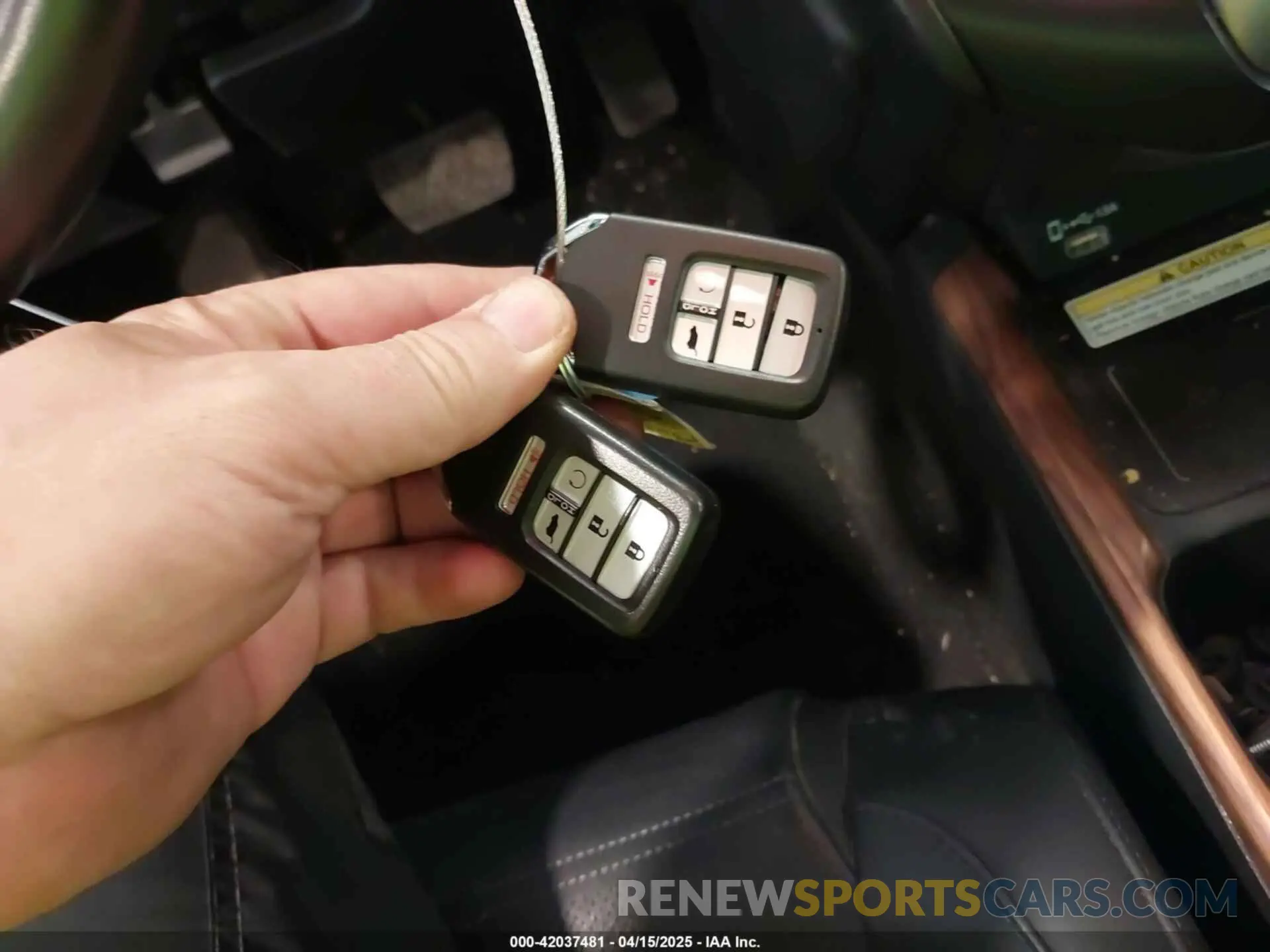 11 fotografías del automóvil dañado 5J6RW2H9XLL003621 HONDA CR-V 2020