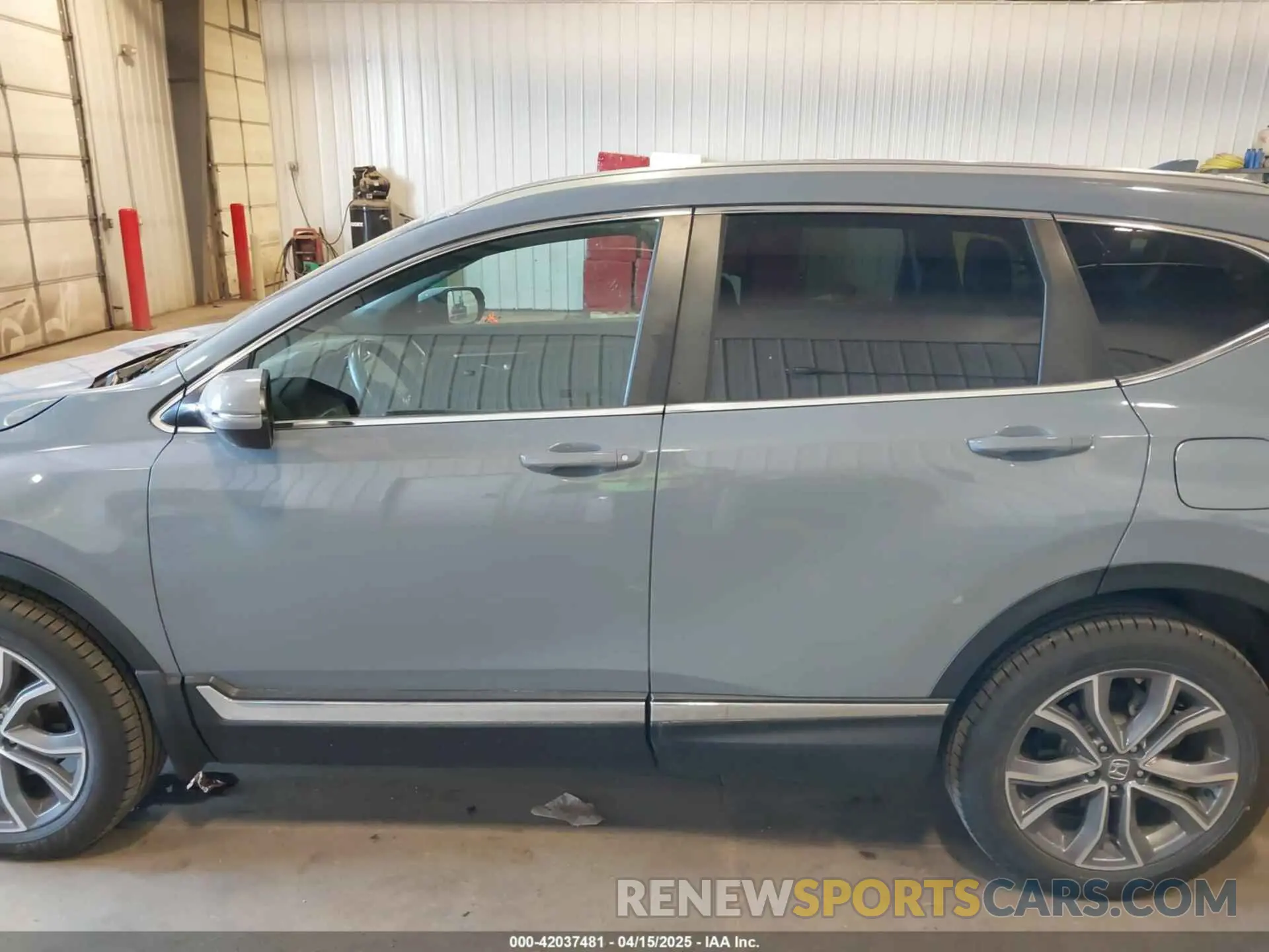 15 fotografías del automóvil dañado 5J6RW2H9XLL003621 HONDA CR-V 2020