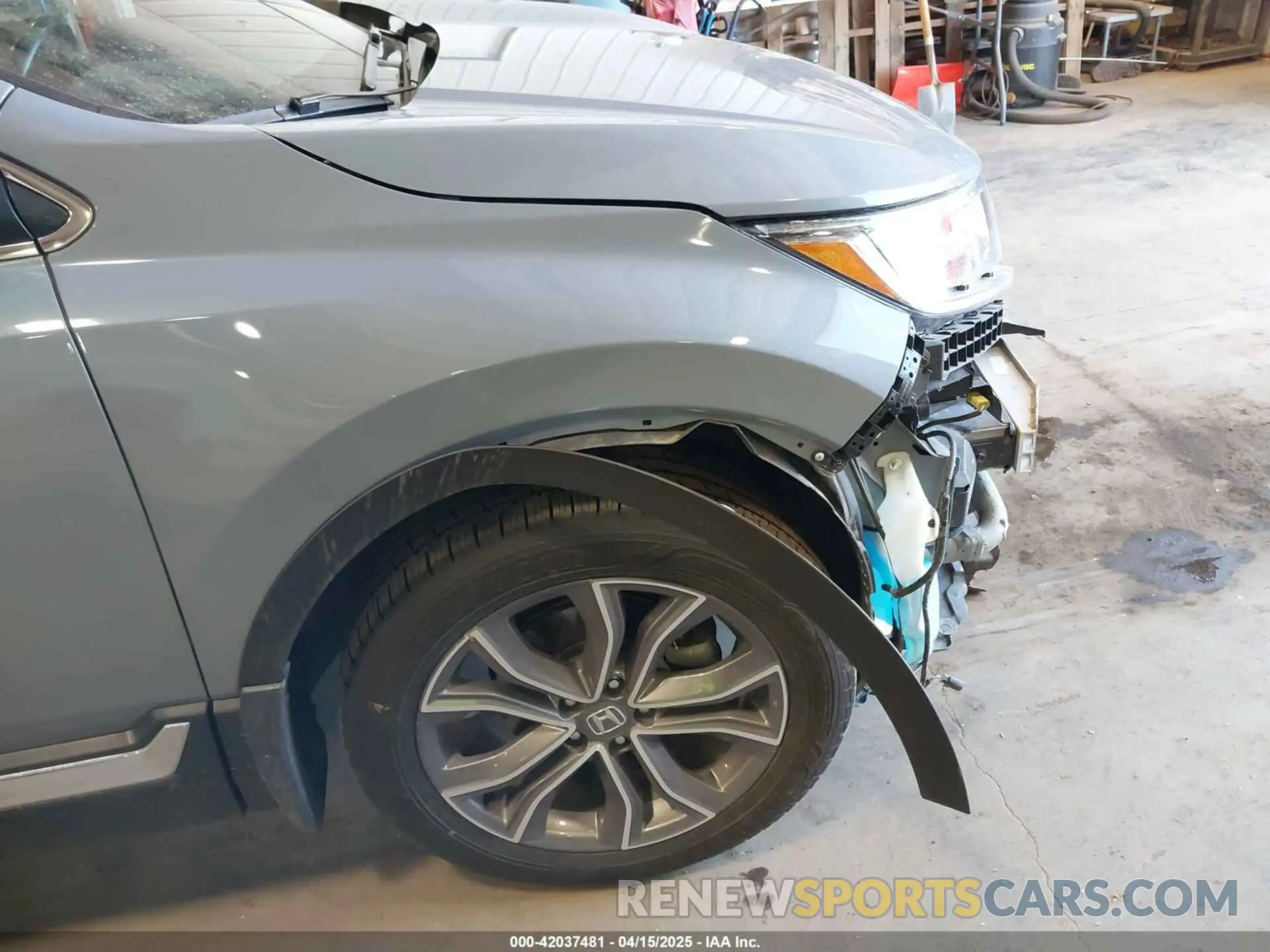 19 fotografías del automóvil dañado 5J6RW2H9XLL003621 HONDA CR-V 2020