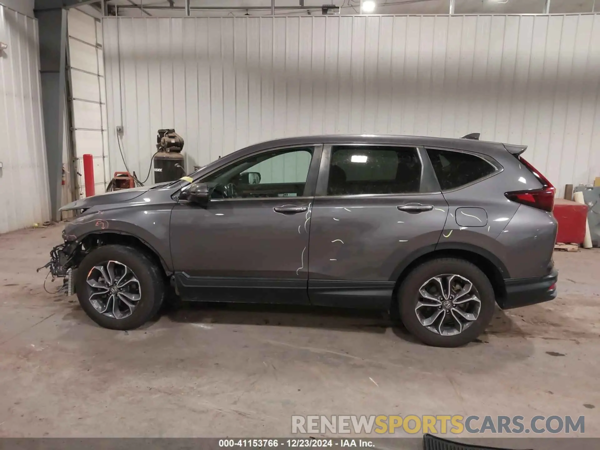 14 fotografías del automóvil dañado 7FART6H80LE010260 HONDA CR-V 2020