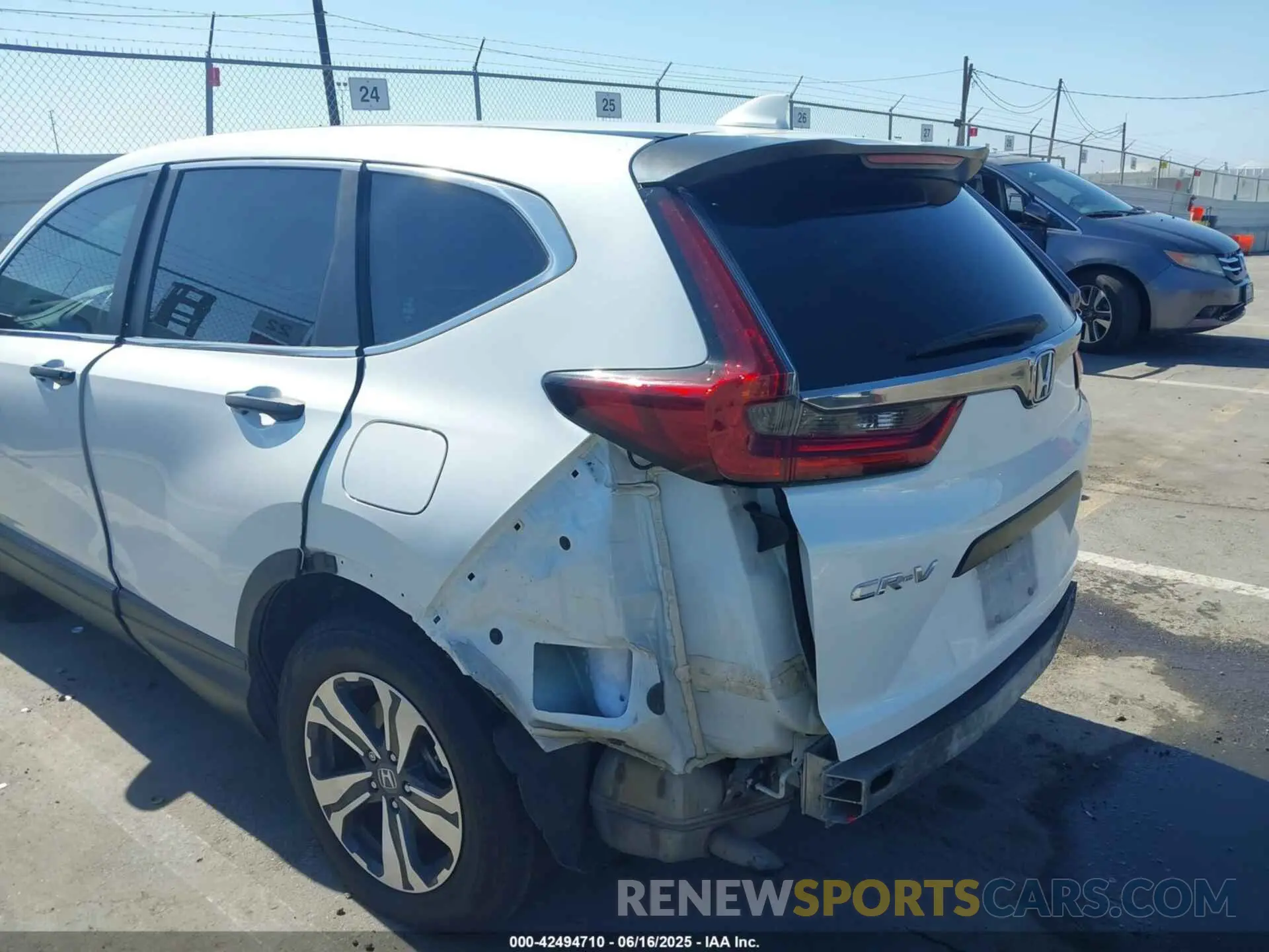 6 fotografías del automóvil dañado 7FARW1H21LE000603 HONDA CR-V 2020