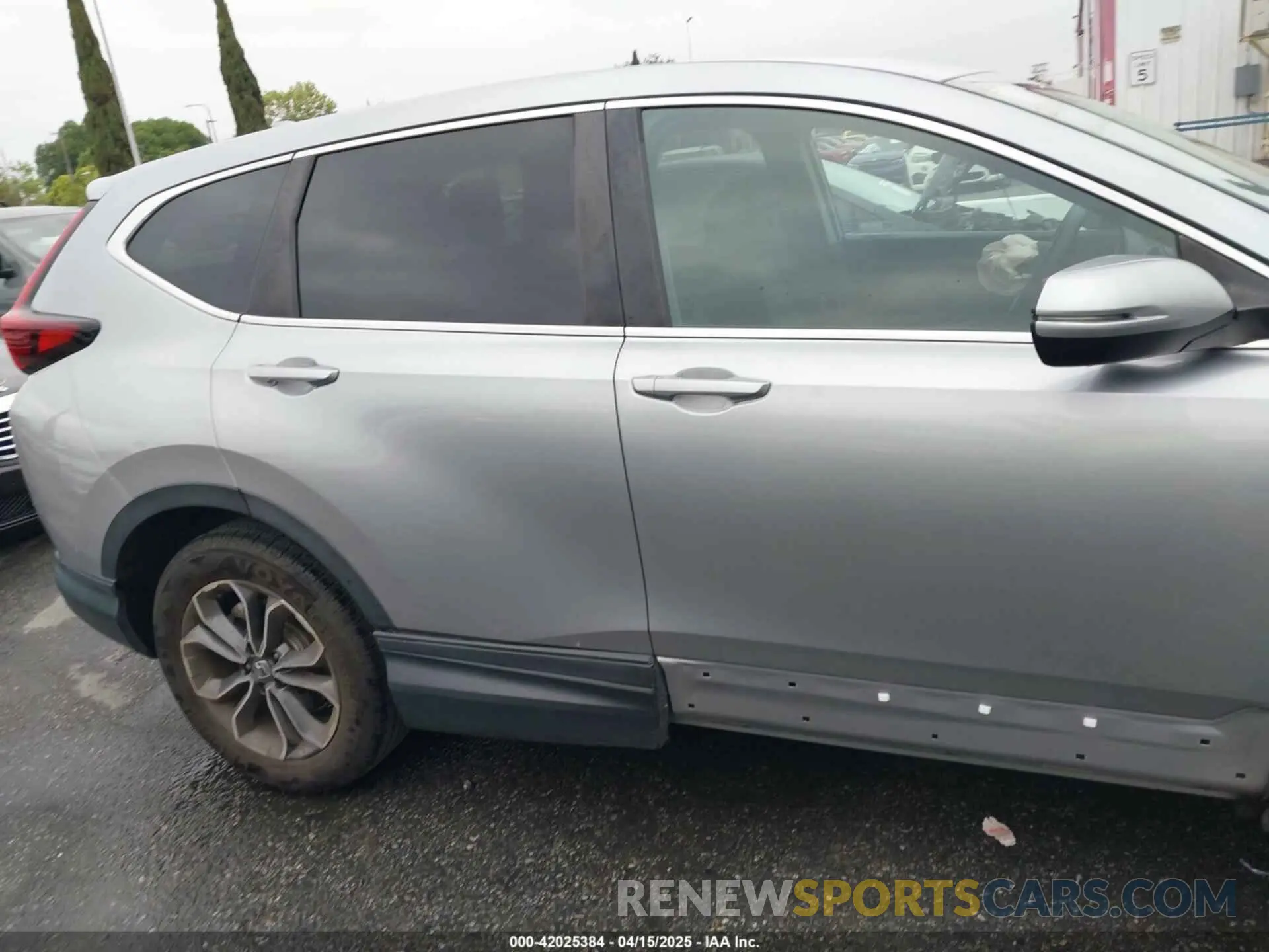 13 fotografías del automóvil dañado 7FARW1H52LE020448 HONDA CR-V 2020