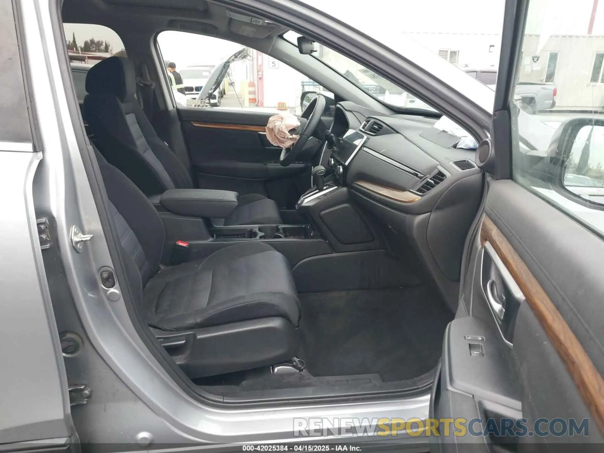 5 fotografías del automóvil dañado 7FARW1H52LE020448 HONDA CR-V 2020