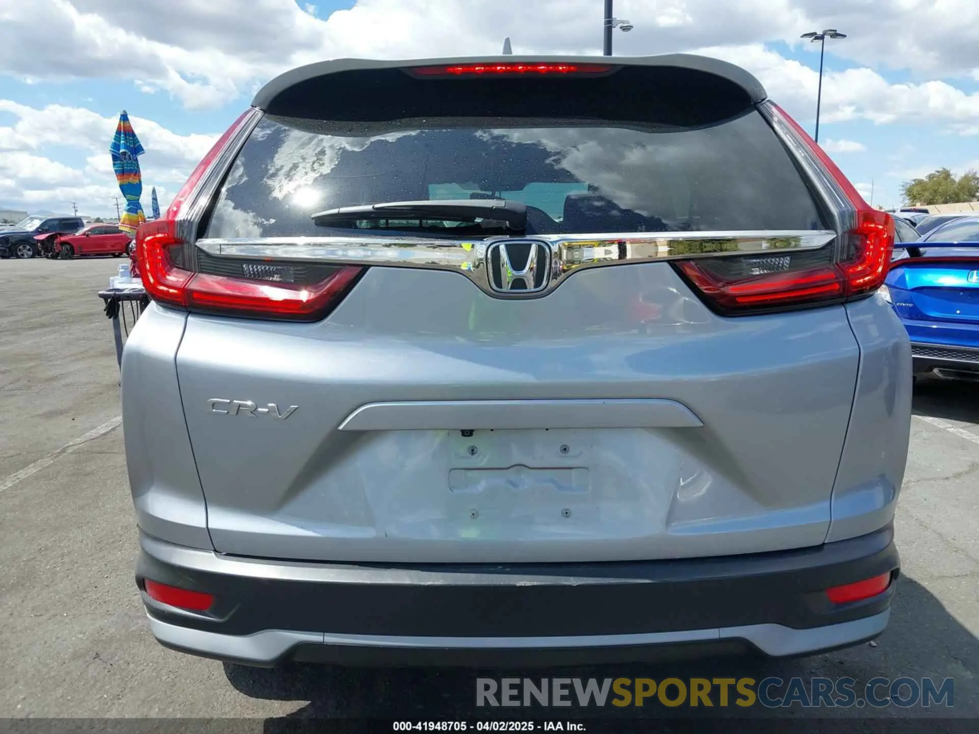 17 fotografías del automóvil dañado 7FARW1H56LE017004 HONDA CR-V 2020