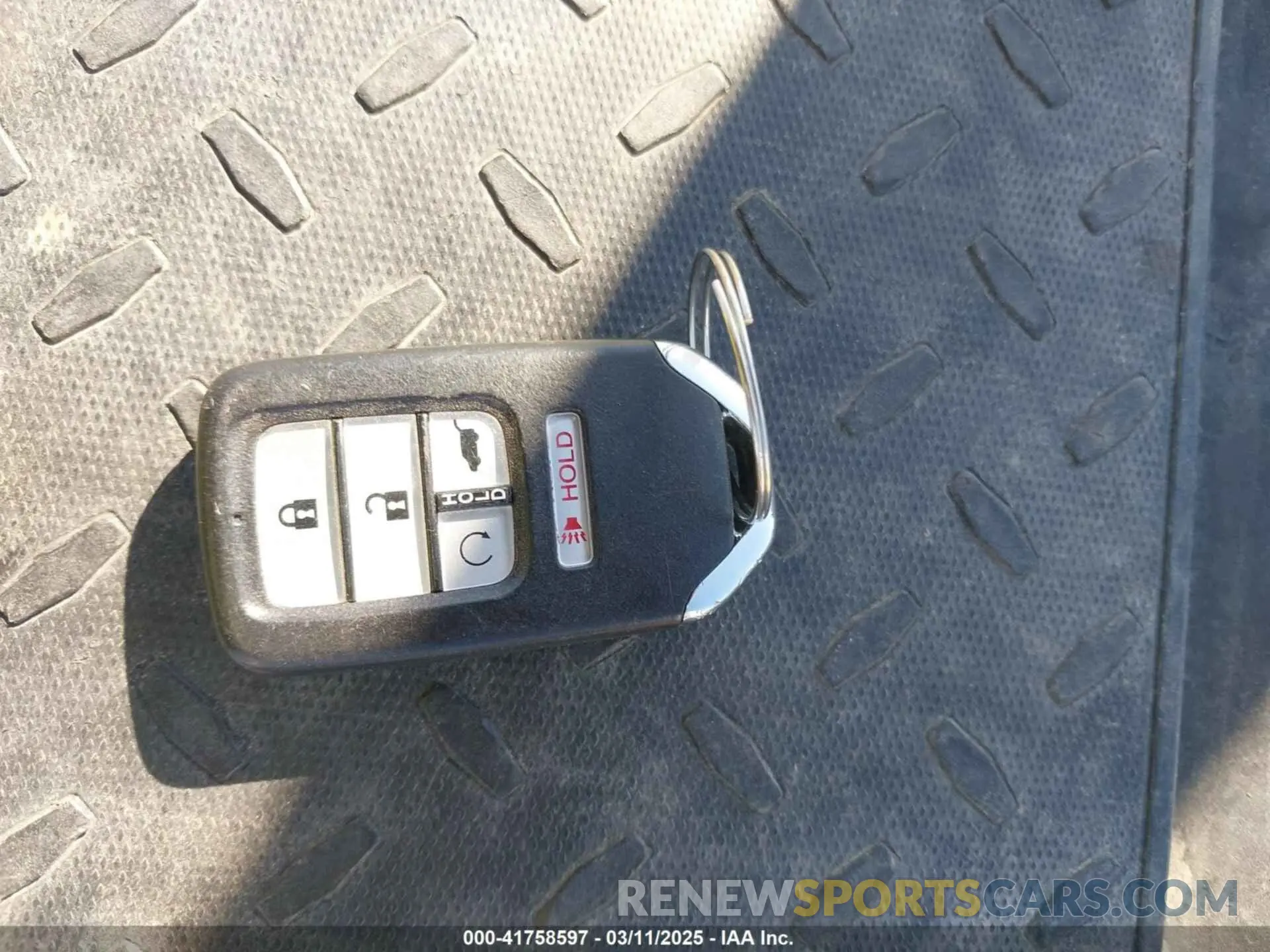11 fotografías del automóvil dañado 7FARW1H84LE030599 HONDA CR-V 2020