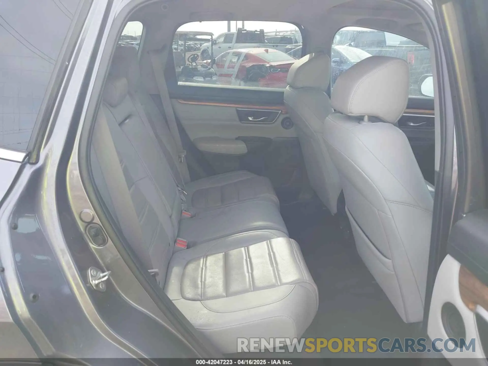 8 fotografías del automóvil dañado 7FARW1H85LE006800 HONDA CR-V 2020