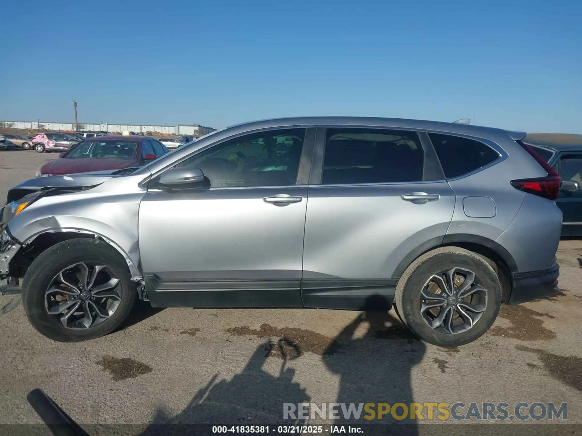 14 fotografías del automóvil dañado 7FARW1H87LE000108 HONDA CR-V 2020