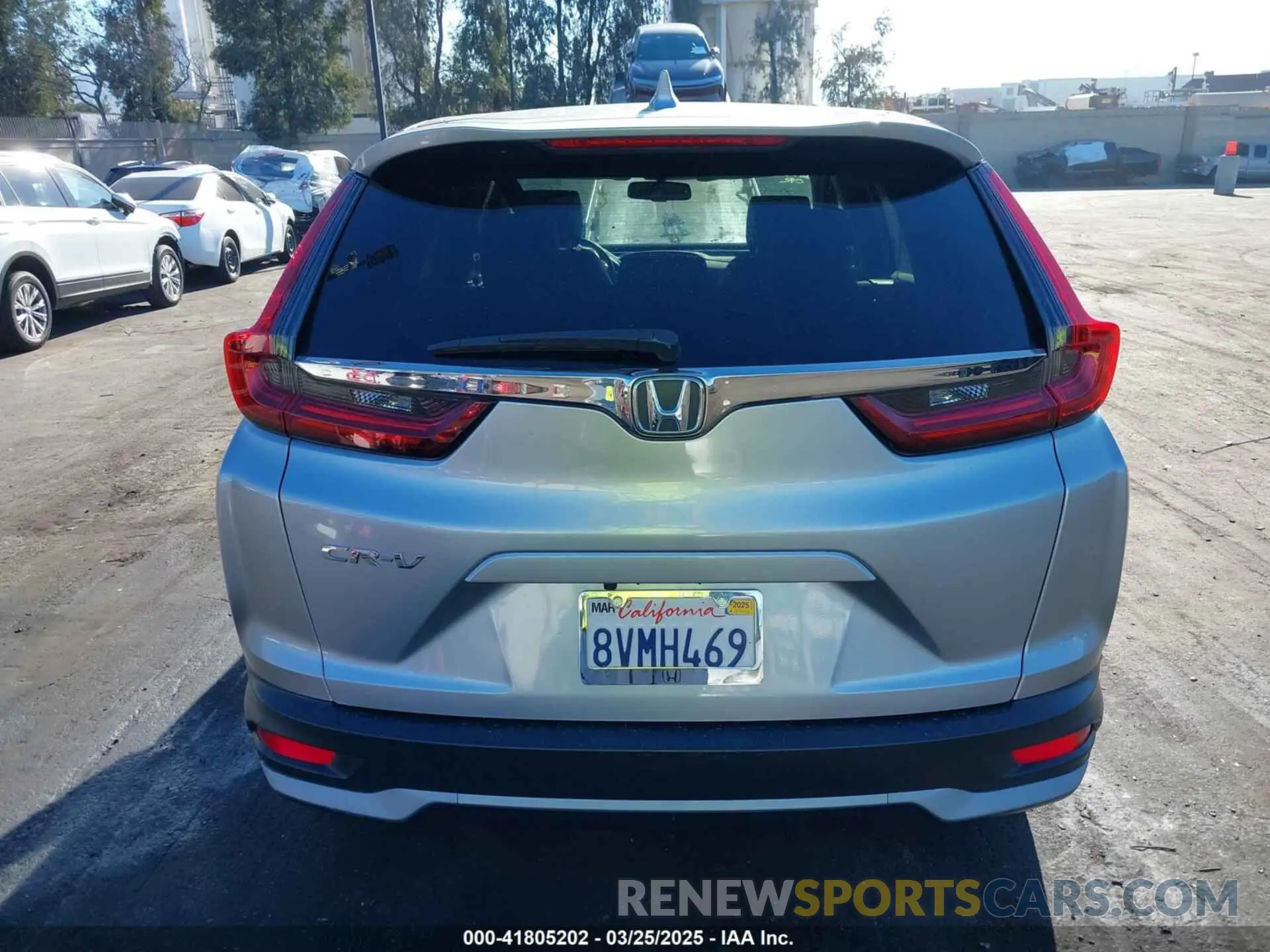 17 fotografías del automóvil dañado 7FARW1H88LE019461 HONDA CR-V 2020