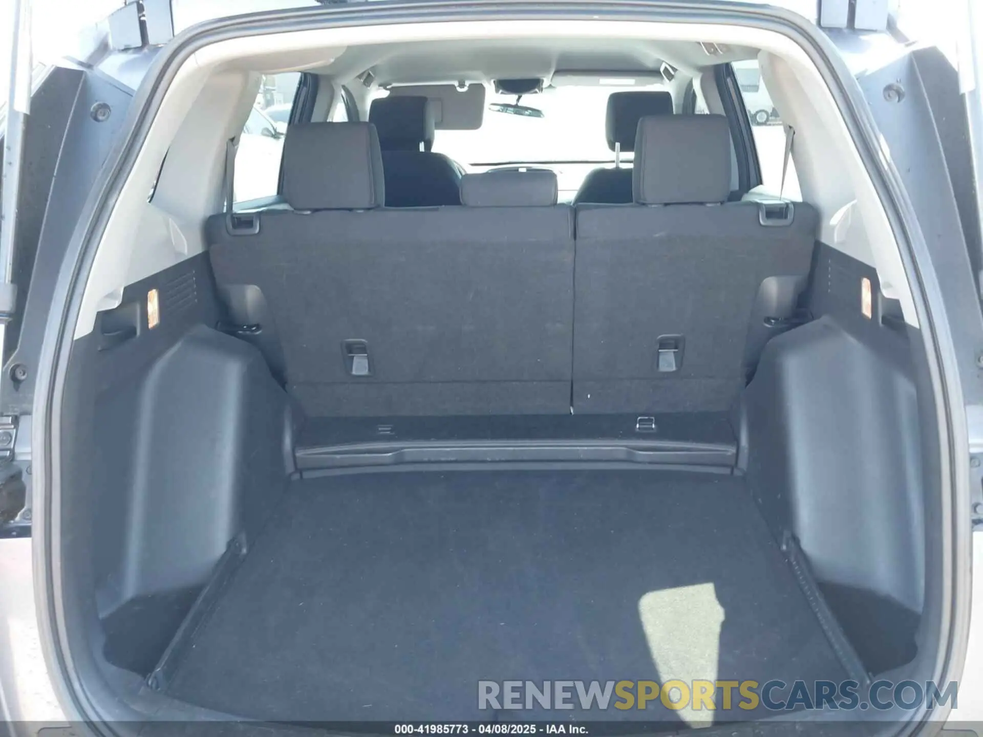 18 fotografías del automóvil dañado 7FARW2H26LE007147 HONDA CR-V 2020