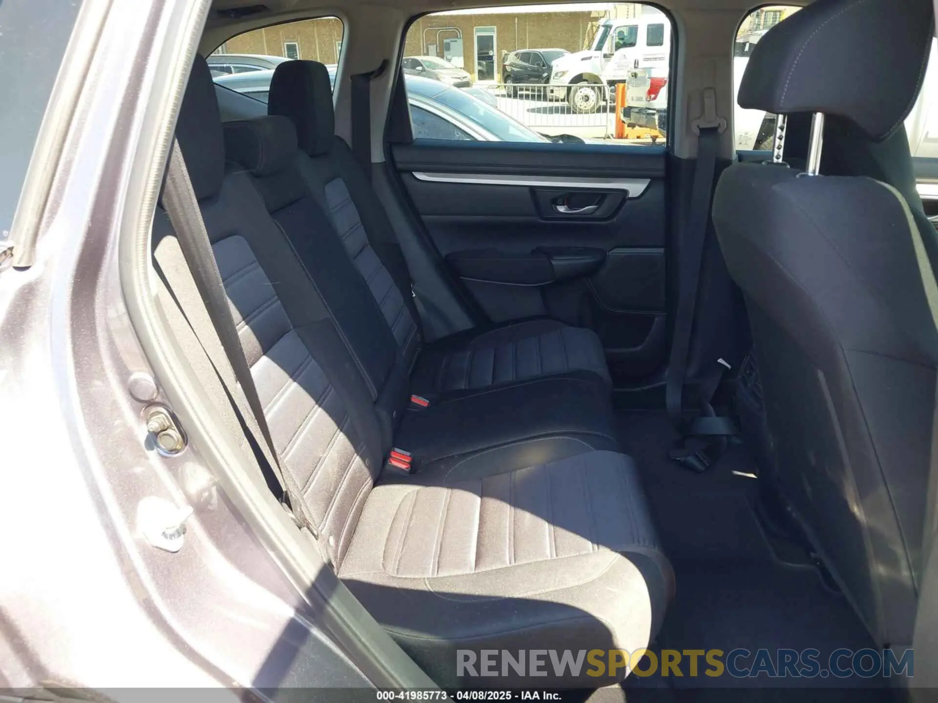 8 fotografías del automóvil dañado 7FARW2H26LE007147 HONDA CR-V 2020