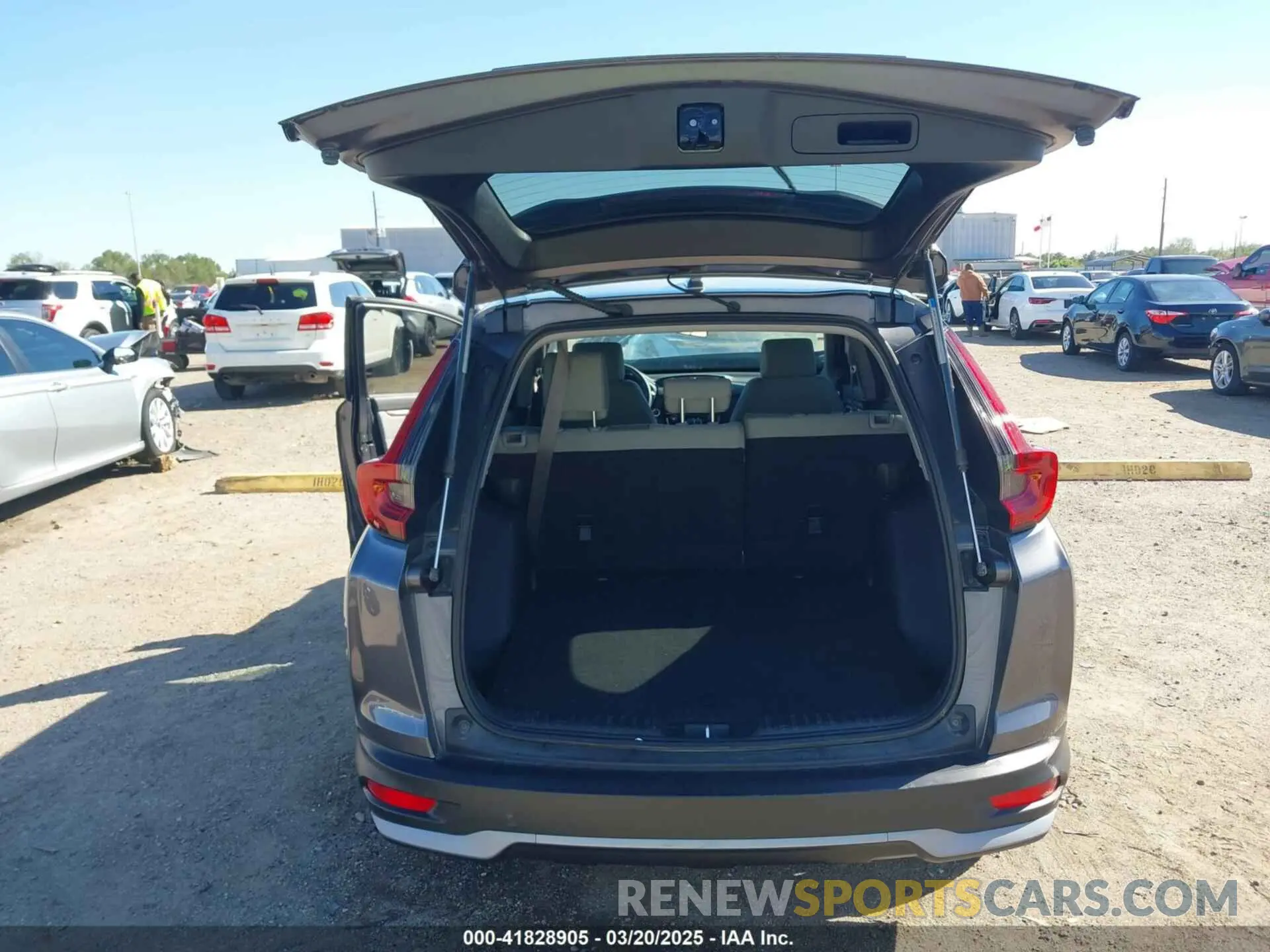 18 fotografías del automóvil dañado 2HKRW1H59MH422787 HONDA CR-V 2021