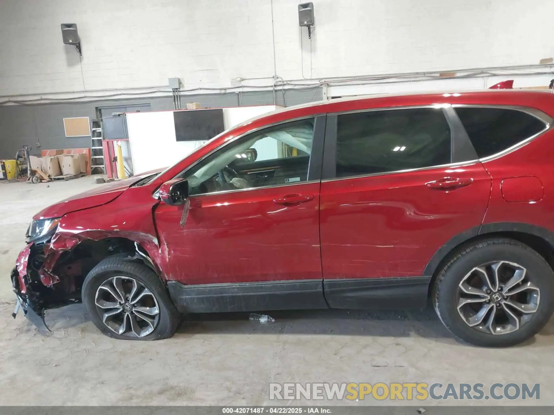 17 fotografías del automóvil dañado 2HKRW2H53MH621761 HONDA CR-V 2021
