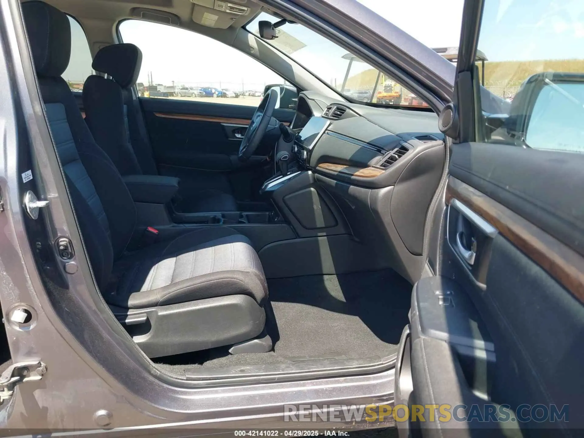 5 fotografías del automóvil dañado 2HKRW2H54MH620893 HONDA CR-V 2021