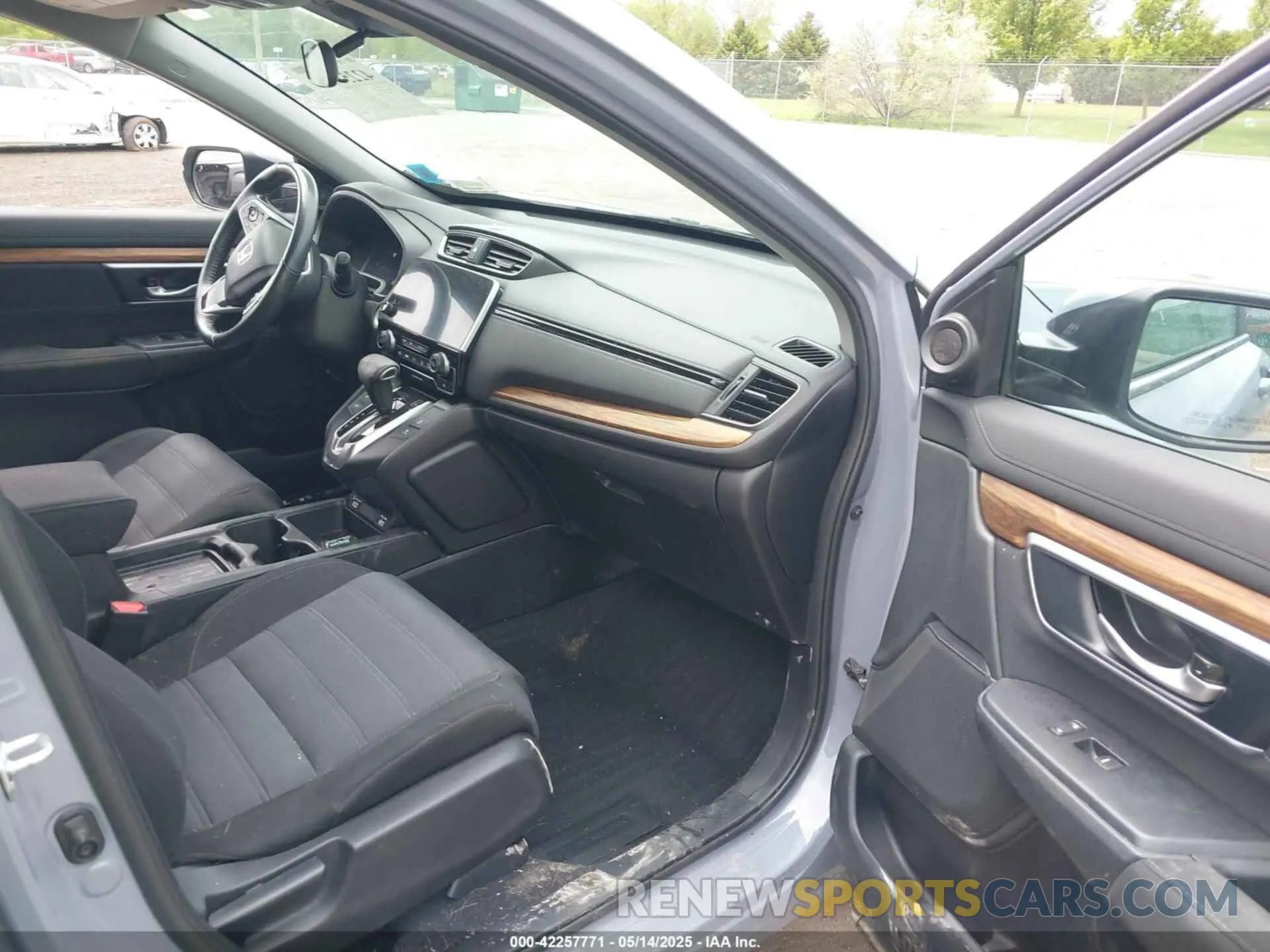 5 fotografías del automóvil dañado 2HKRW2H55MH628744 HONDA CR-V 2021