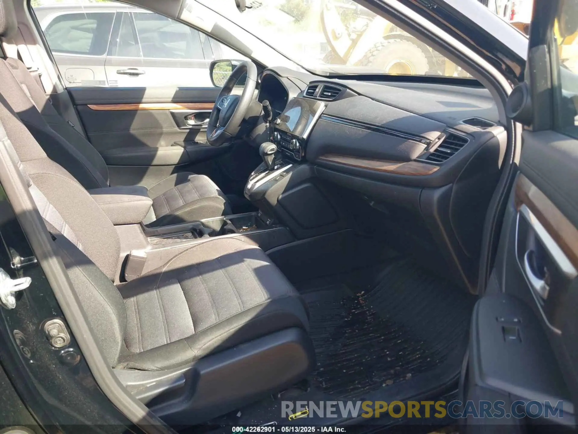5 fotografías del automóvil dañado 2HKRW2H57MH658330 HONDA CR-V 2021
