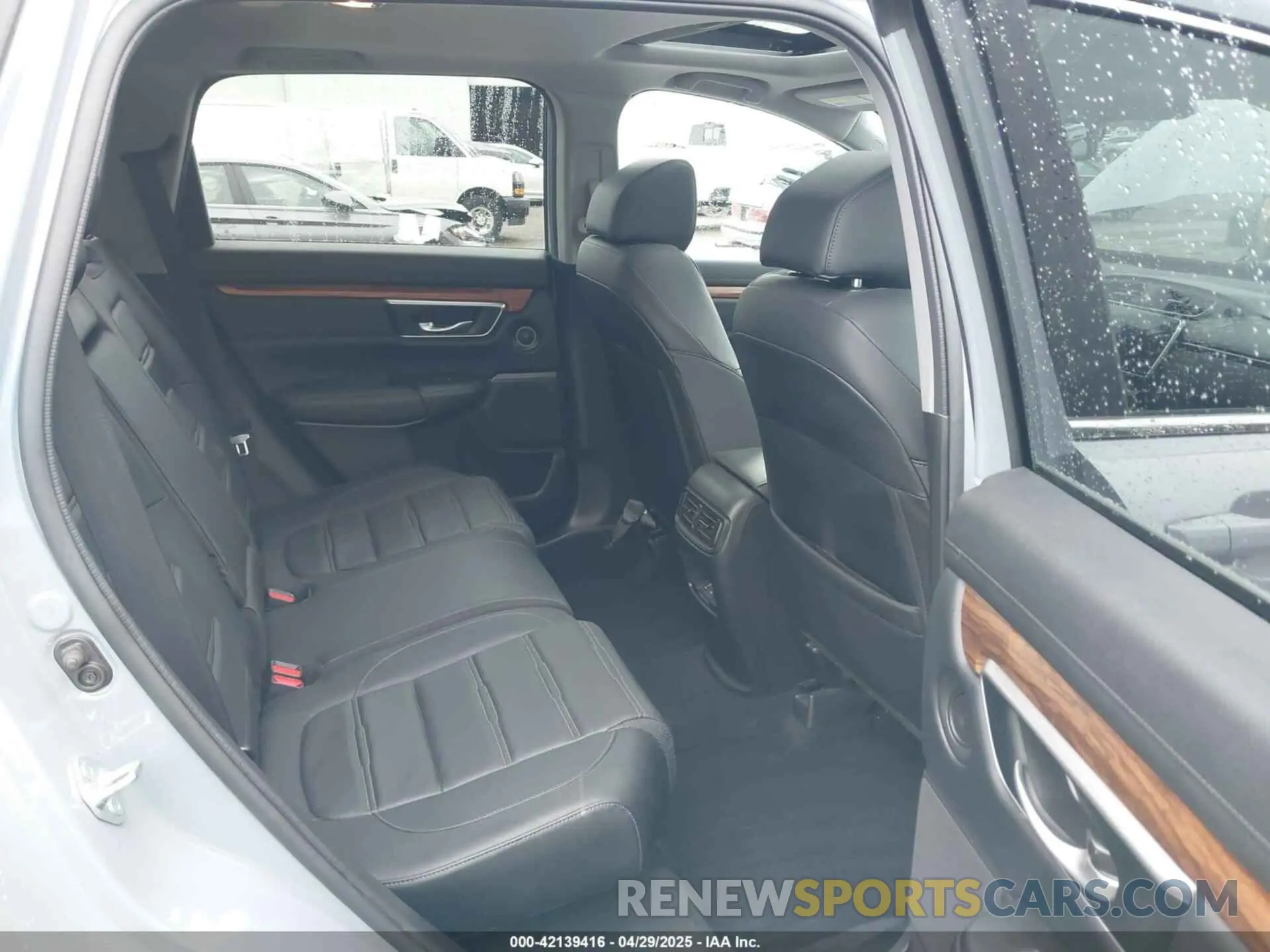 8 fotografías del automóvil dañado 2HKRW2H81MH646331 HONDA CR-V 2021