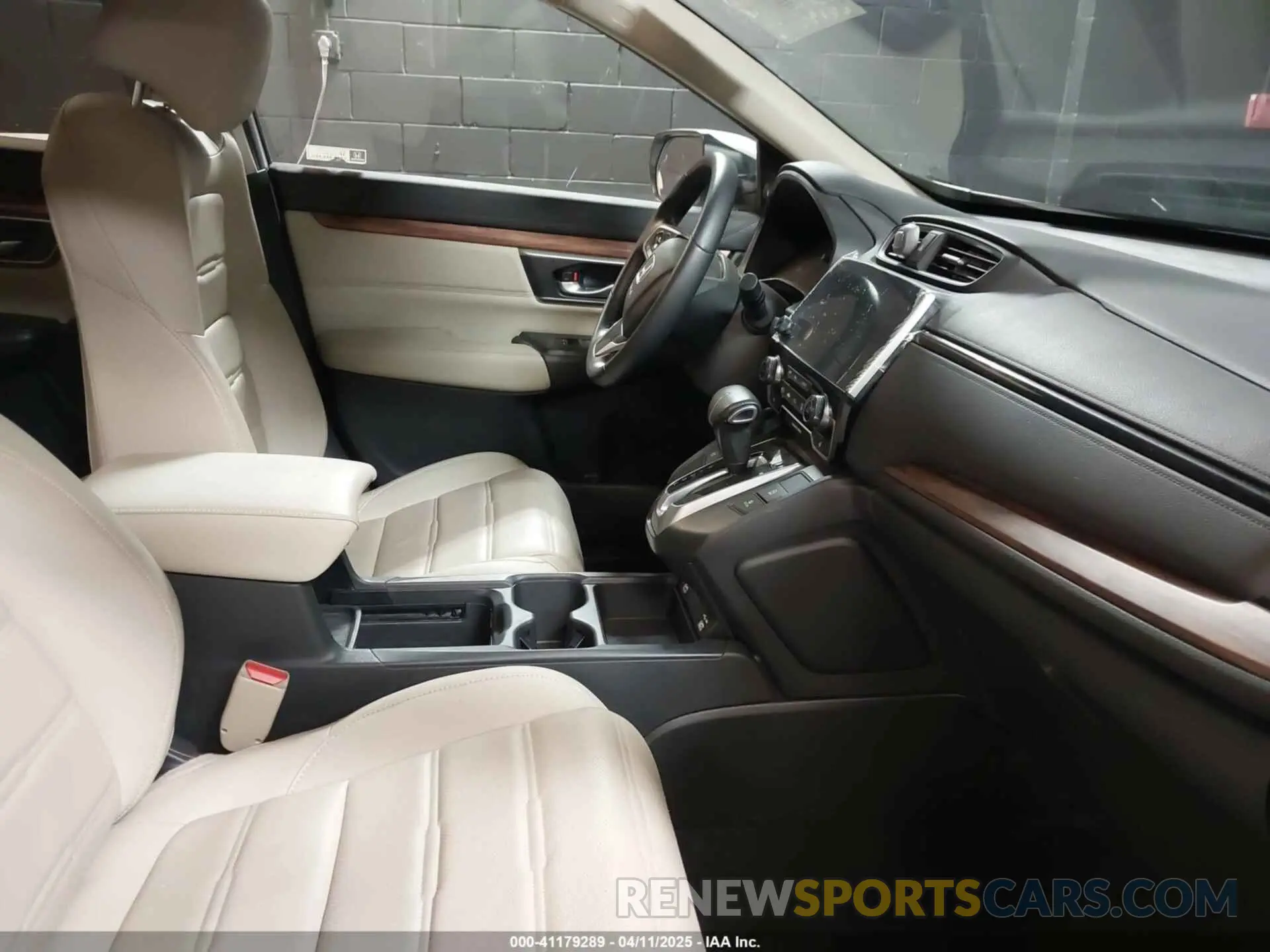 5 fotografías del automóvil dañado 2HKRW2H83MH653796 HONDA CR-V 2021