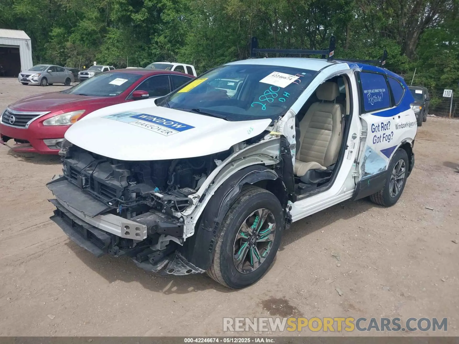 2 fotografías del automóvil dañado 5J6RW2H25ML017348 HONDA CR-V 2021