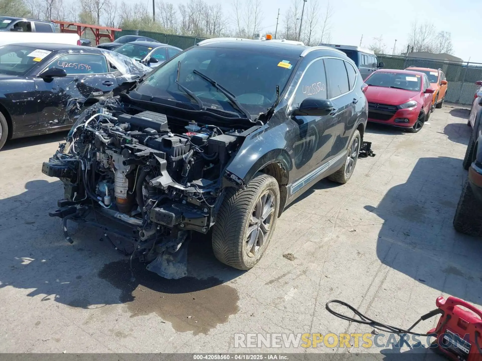 2 fotografías del automóvil dañado 5J6RW2H94ML013546 HONDA CR-V 2021